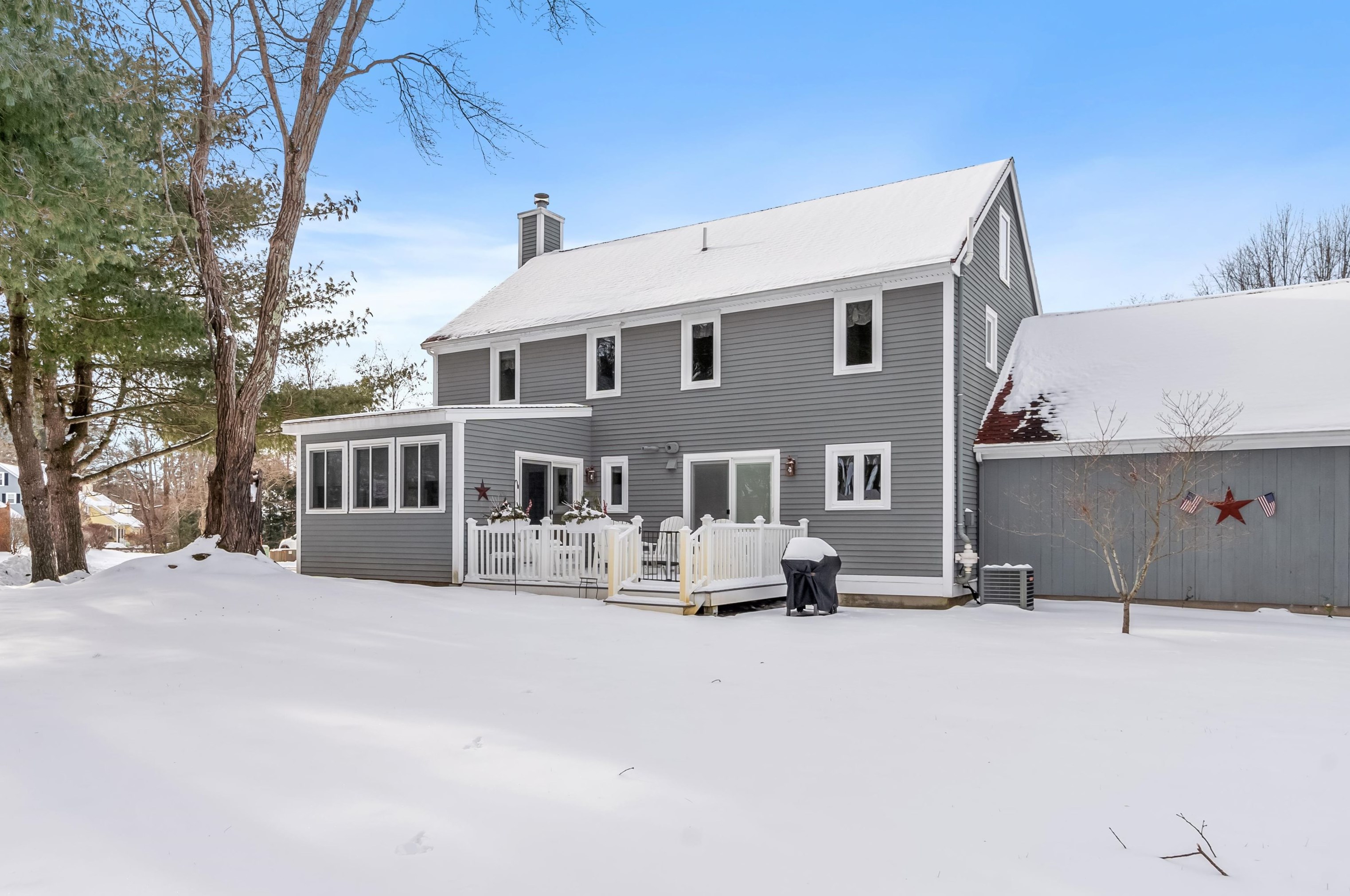 3 Rye Pl, Nashua, NH 03063