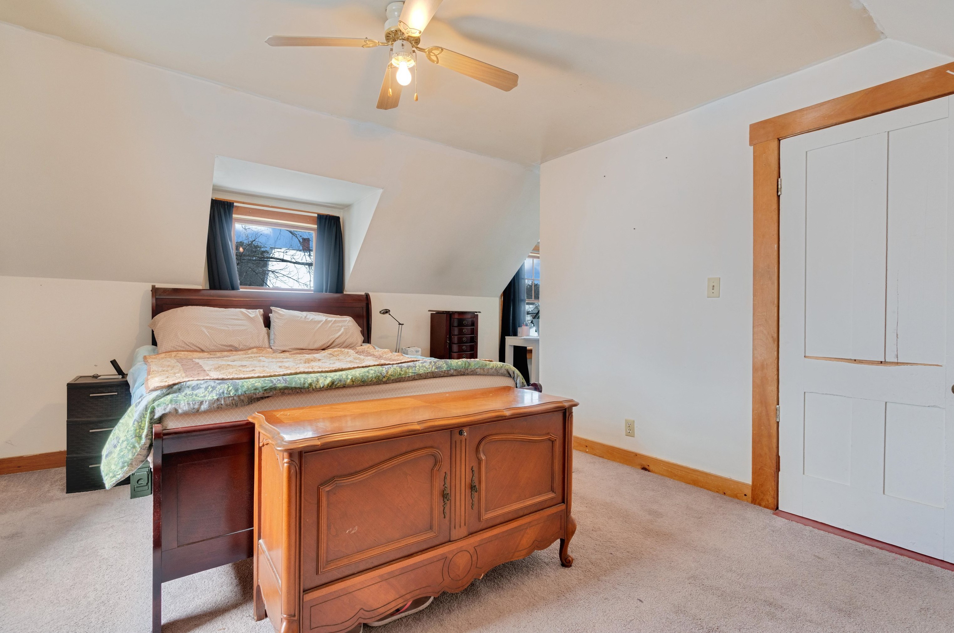 76 Main St, Ctr Ossipee NH  03814-6849 exterior