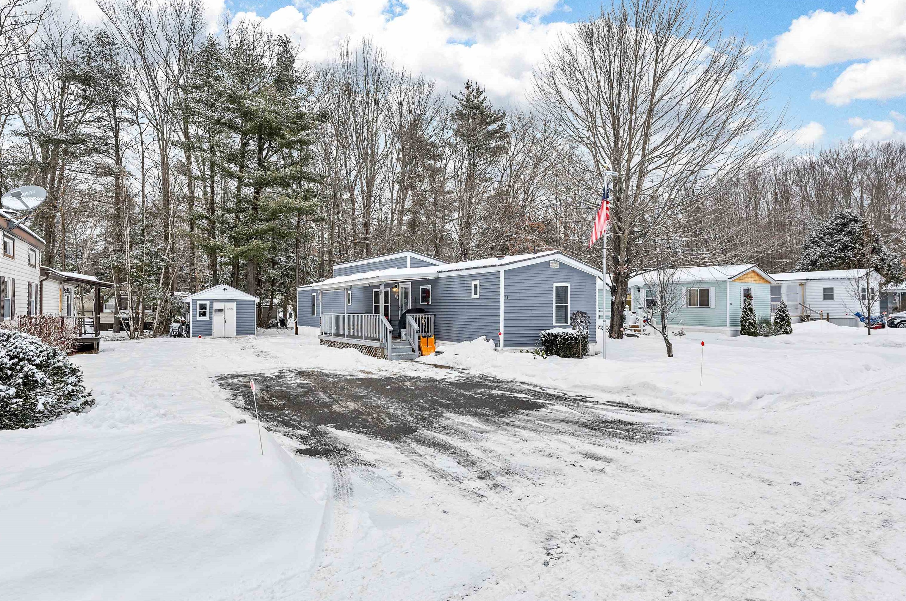 320 Old Lake Shore Rd #11, Laconia, NH 03249