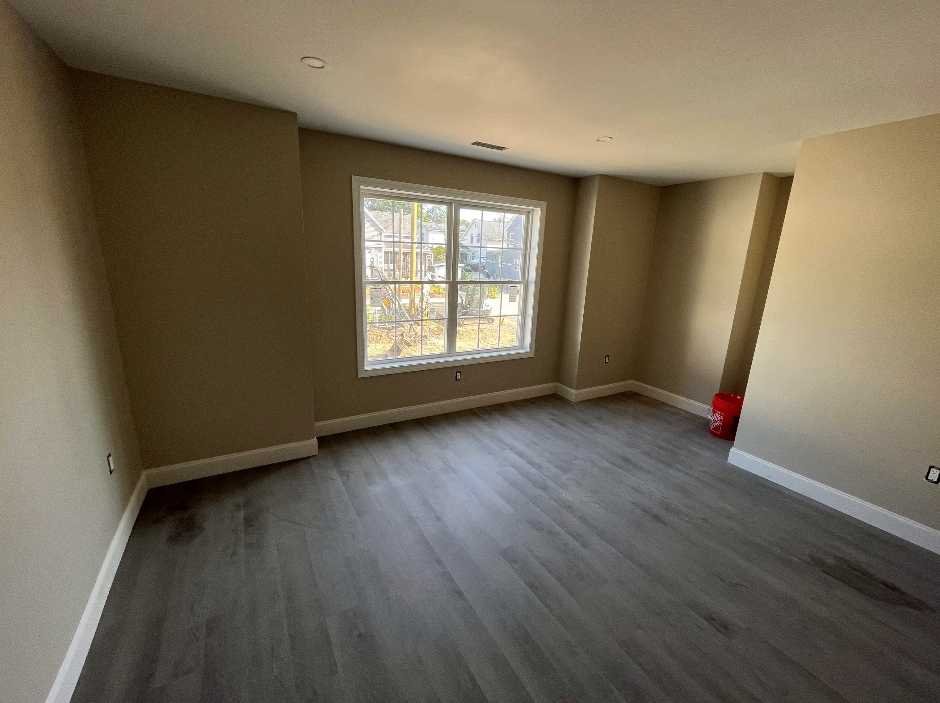 7 Putnam St, Nashua NH  03064-2548 exterior