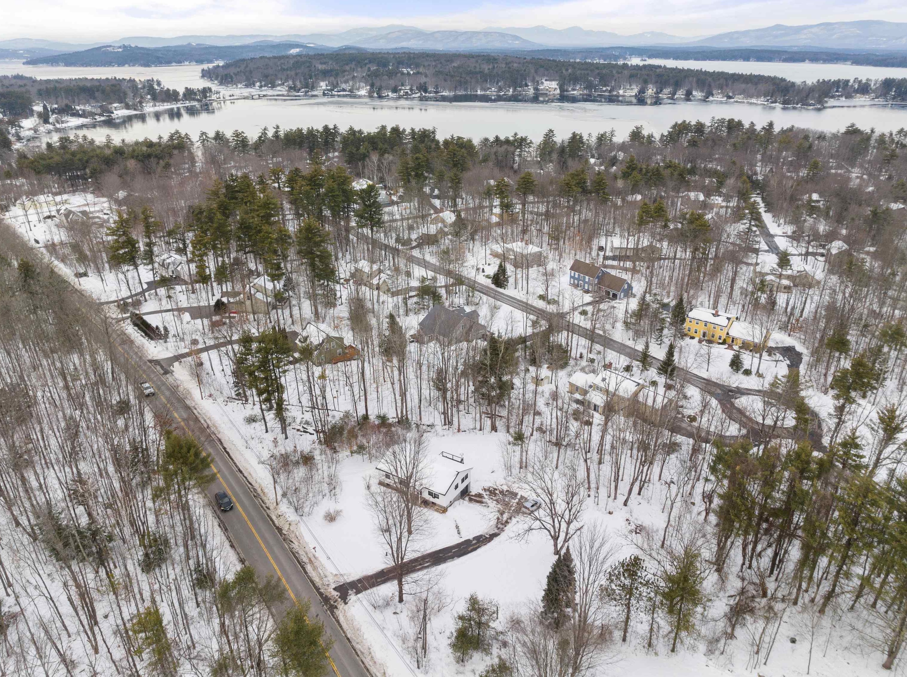 315 Weirs Rd, Laconia, NH 03249