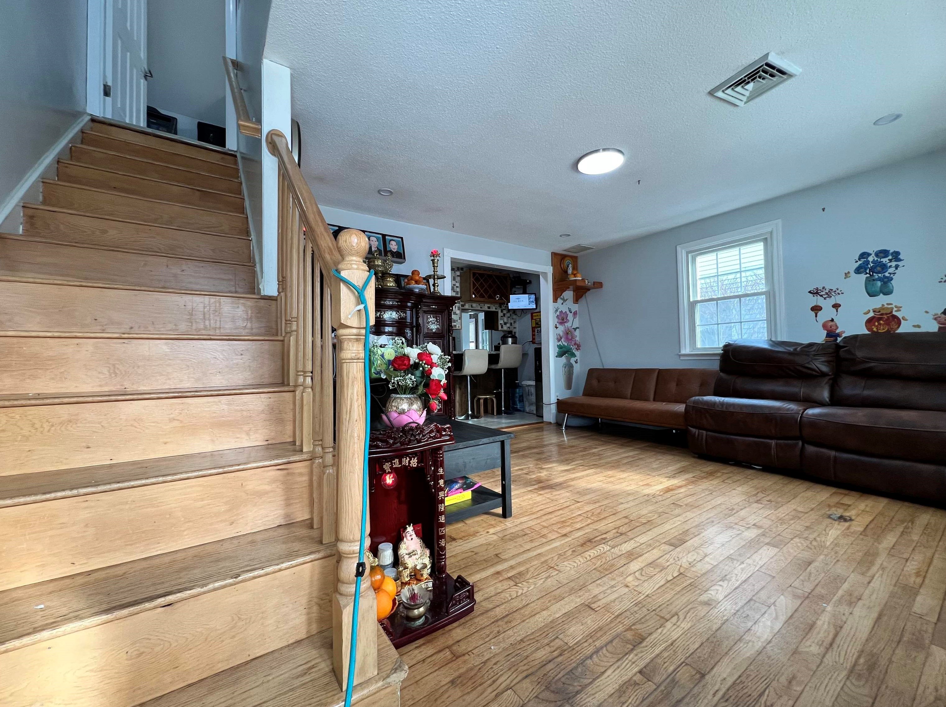 230 Somerville St, Manchester NH  03103-5621 exterior