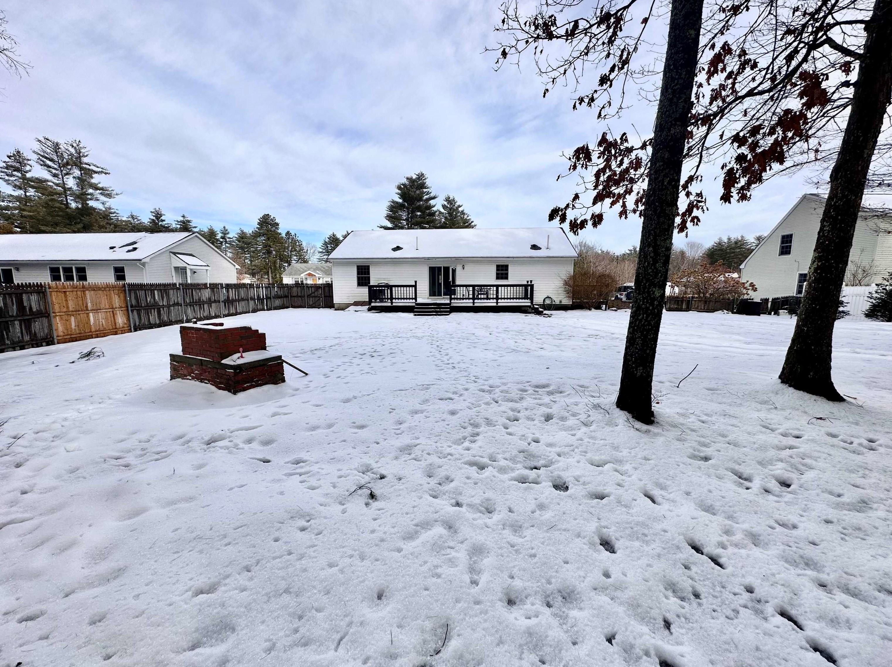 59 Stillwater Cir, Rochester, NH 03839