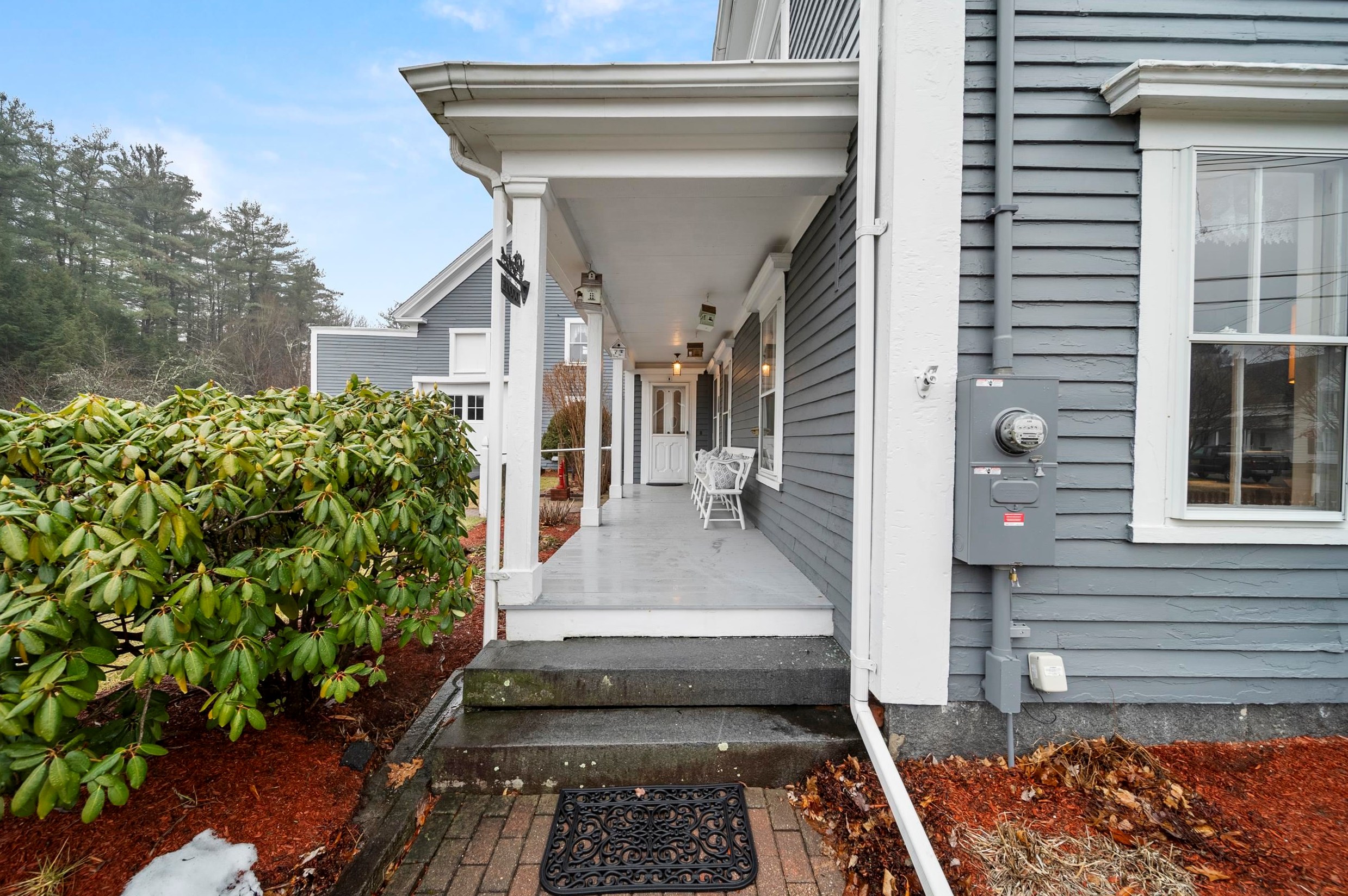 20 Lawrence Rd, Salem NH  03079-3237 exterior