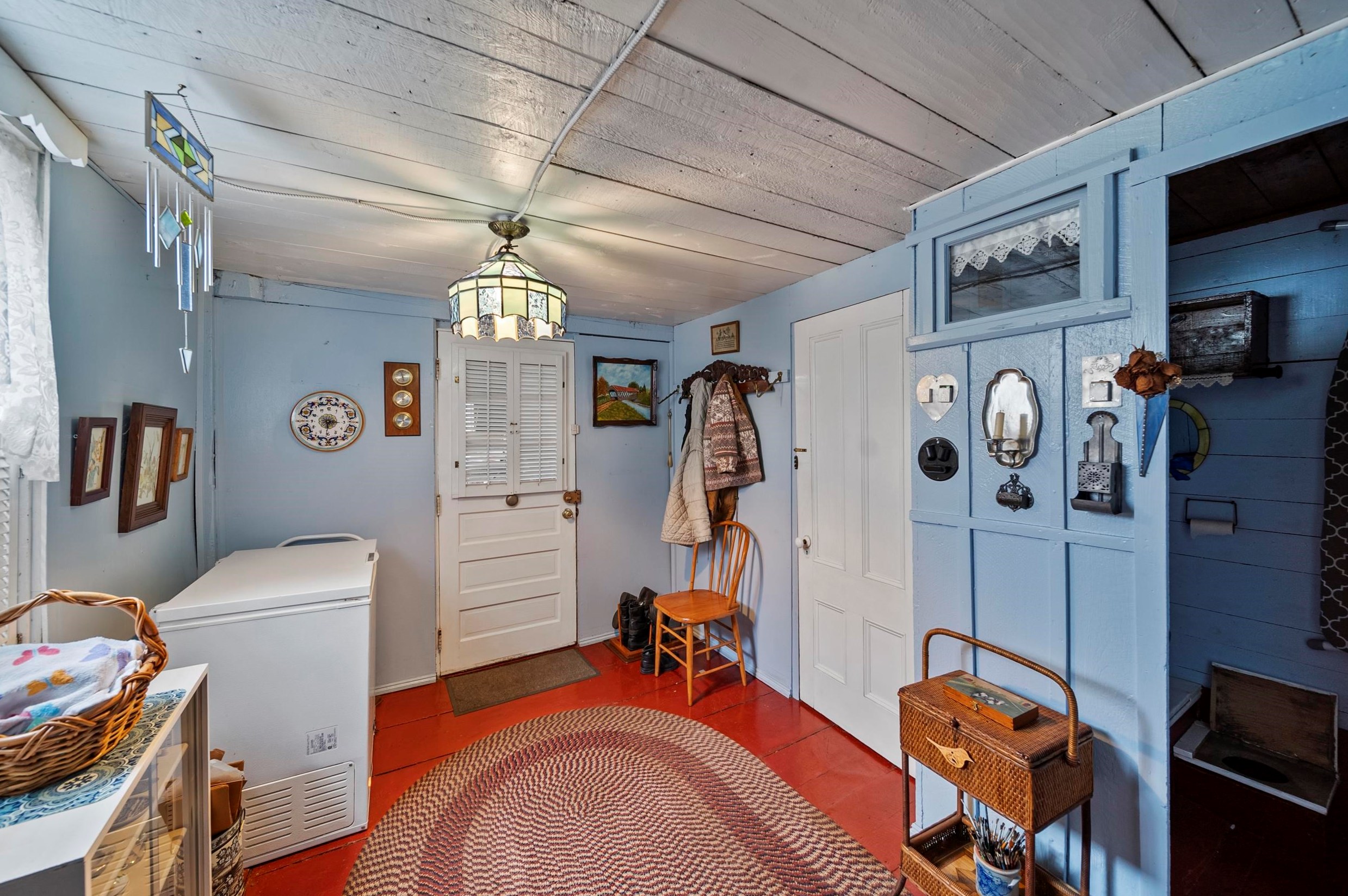 20 Lawrence Rd, Salem NH  03079-3237 exterior