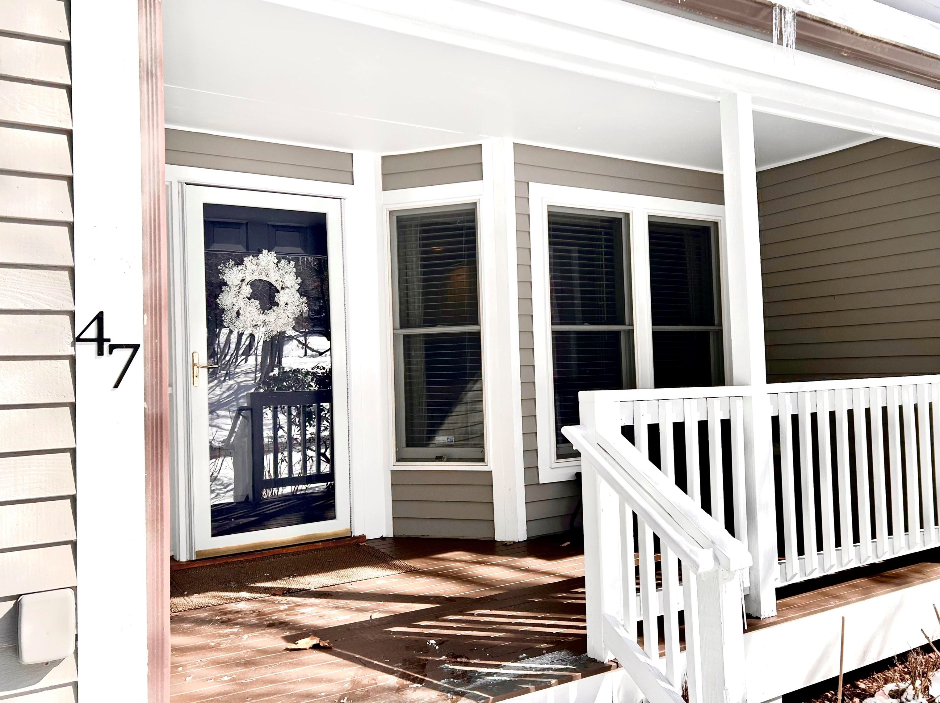 47 Cherry Hollow Rd, Nashua, NH 03062