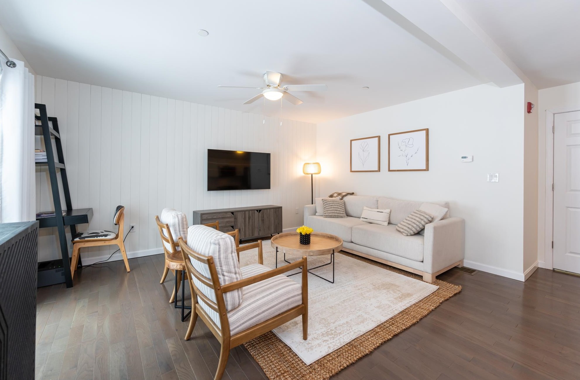 165 Knollwood Way, Manchester NH  03102 exterior