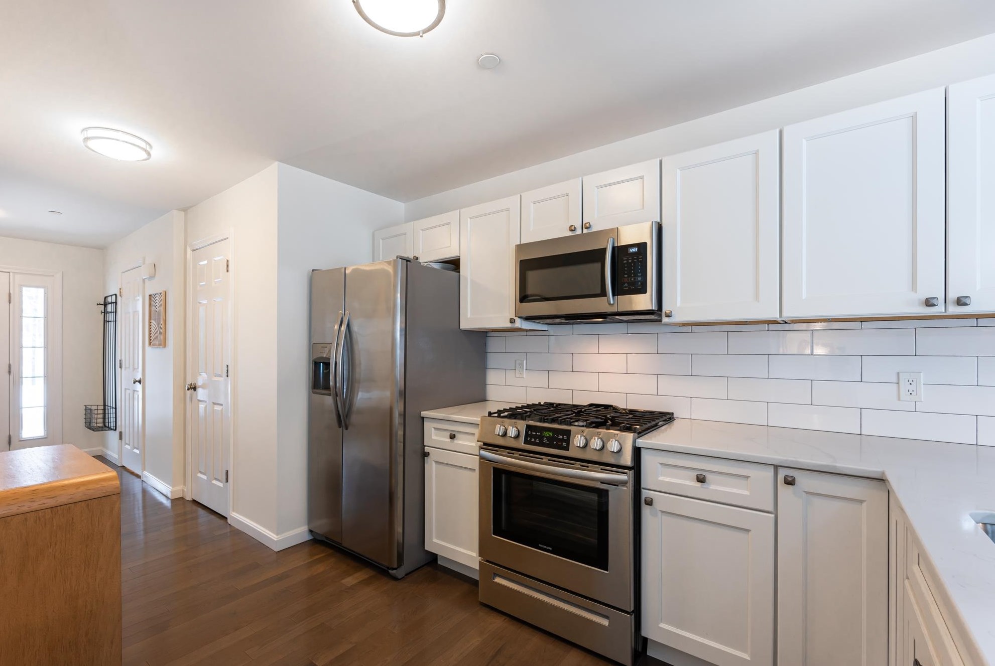 165 Knollwood Way, Manchester NH  03102 exterior