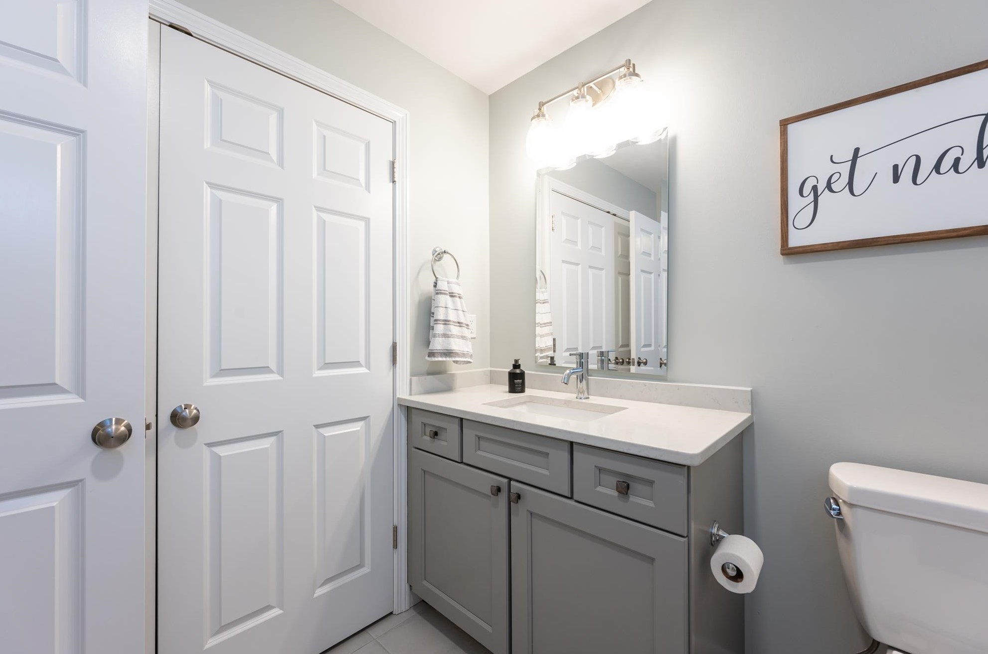 165 Knollwood Way, Manchester NH  03102 exterior