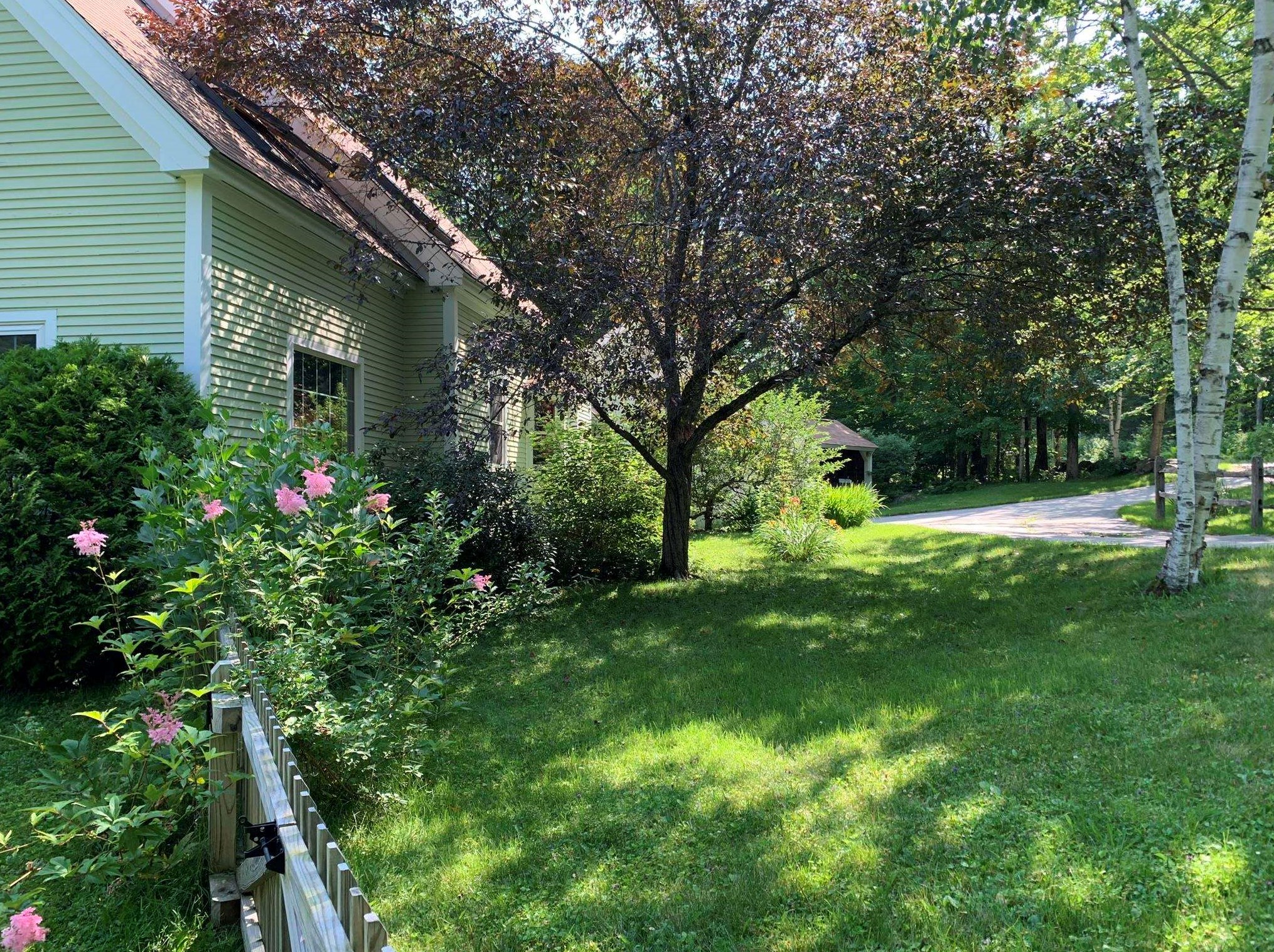 18 Chalk Pond Rd, Newbury, NH 03255 exterior