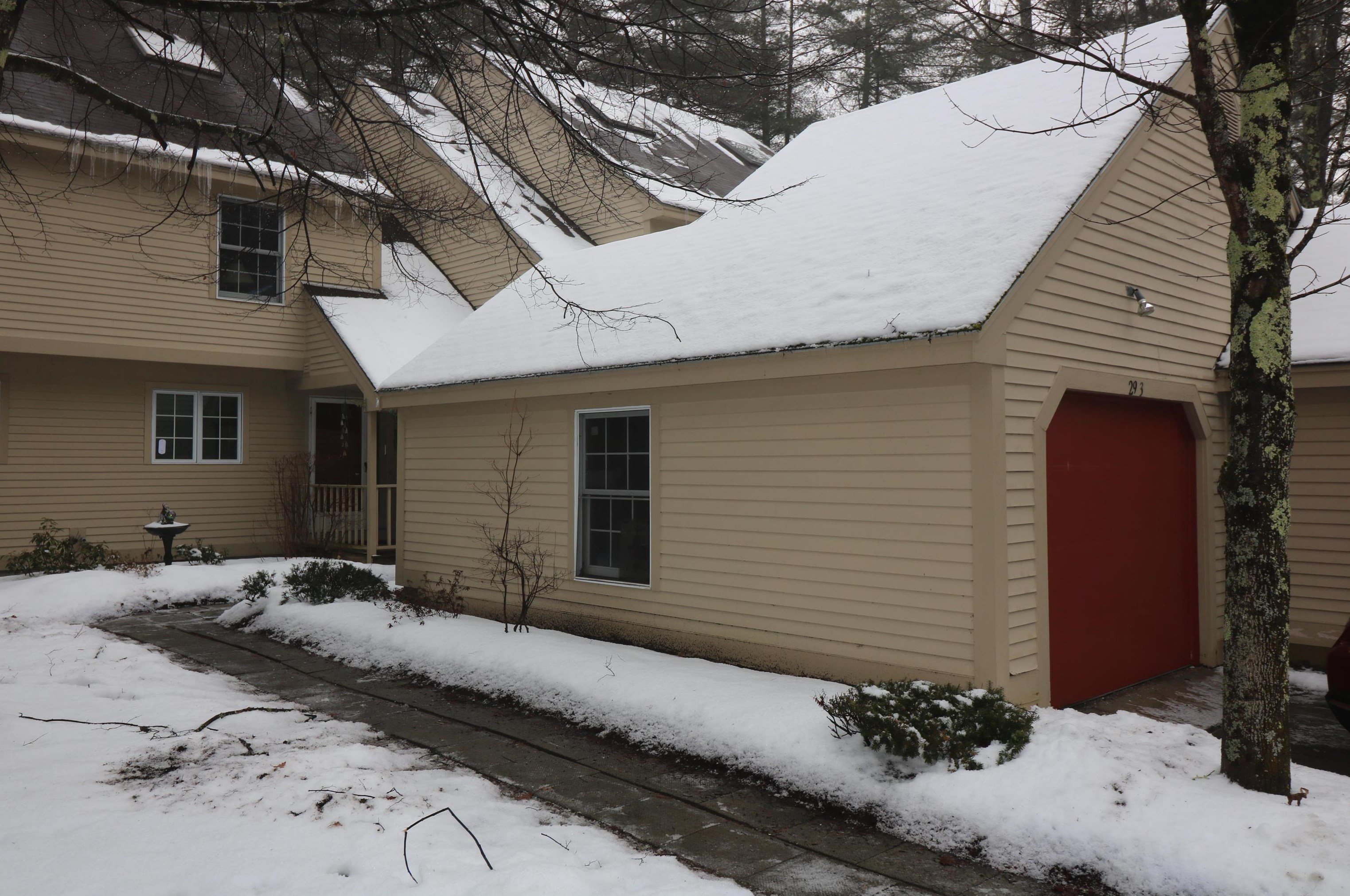 29 Perry Ln #3, Swanzey Center, NH 03446