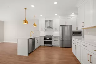 99 Foundry Pl, Portsmouth, NH 03801 - Photo 2