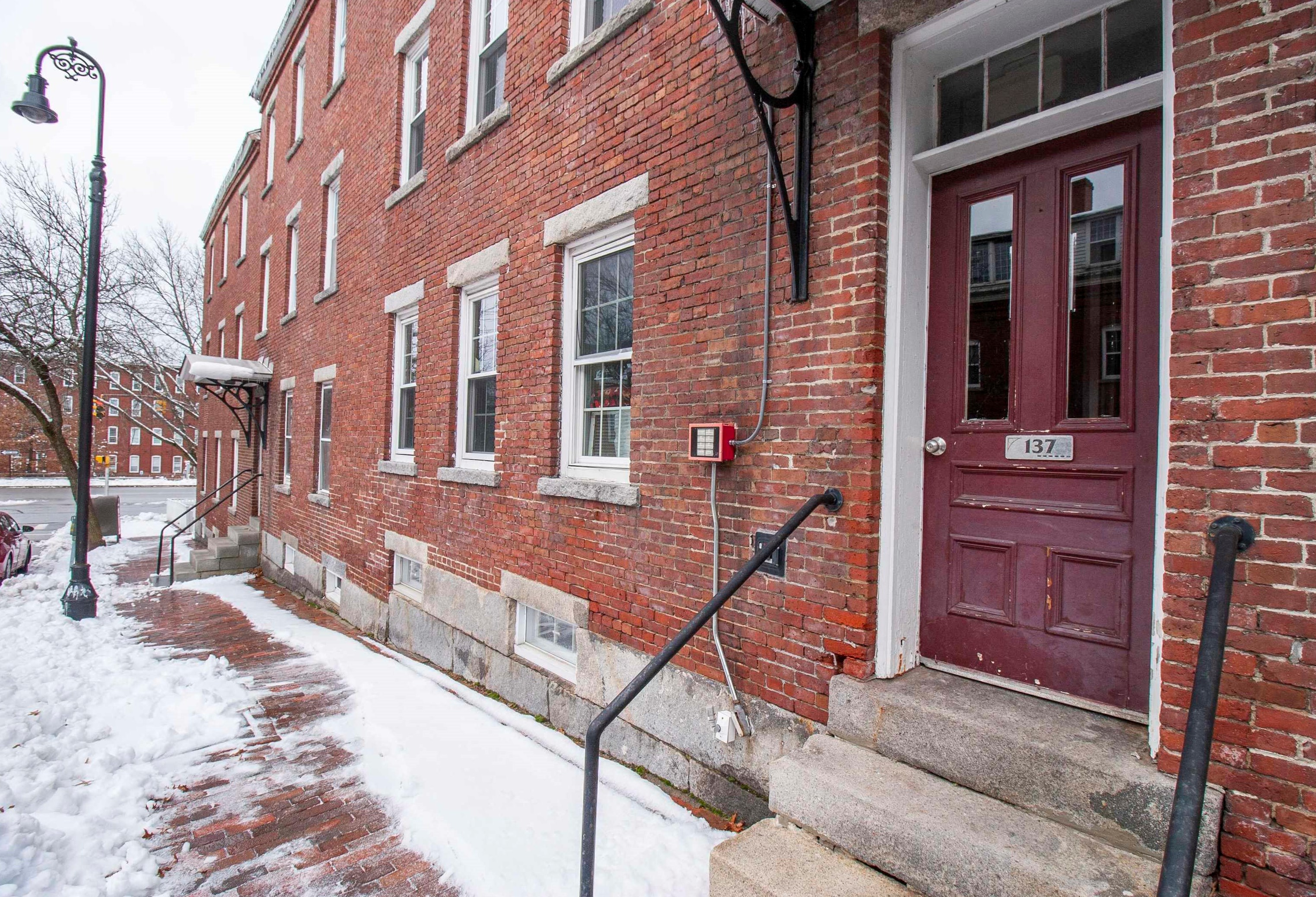 137 W Merrimack St #2, Manchester, NH 03101