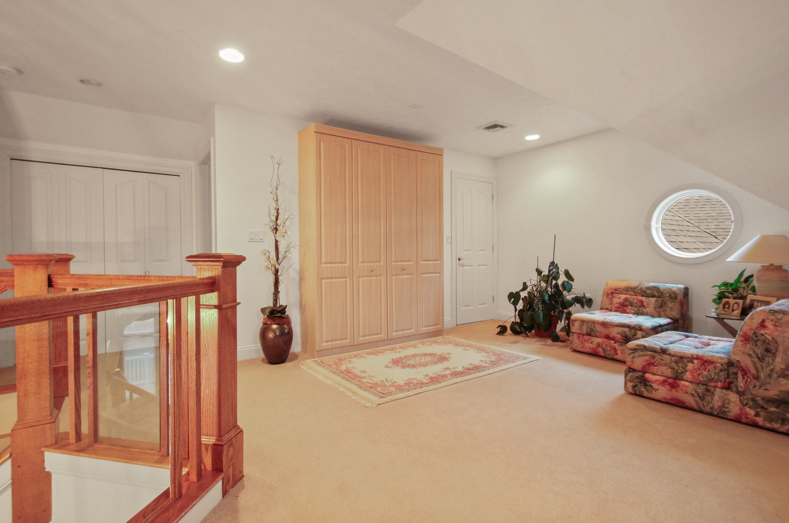 55 Hawkins Glen Dr, Salem NH  03079-1878 exterior