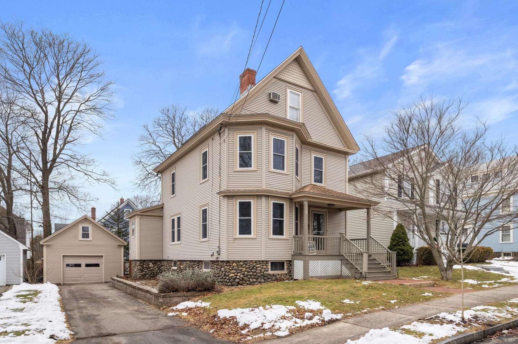 36 Kent St, Portsmouth, NH 03801