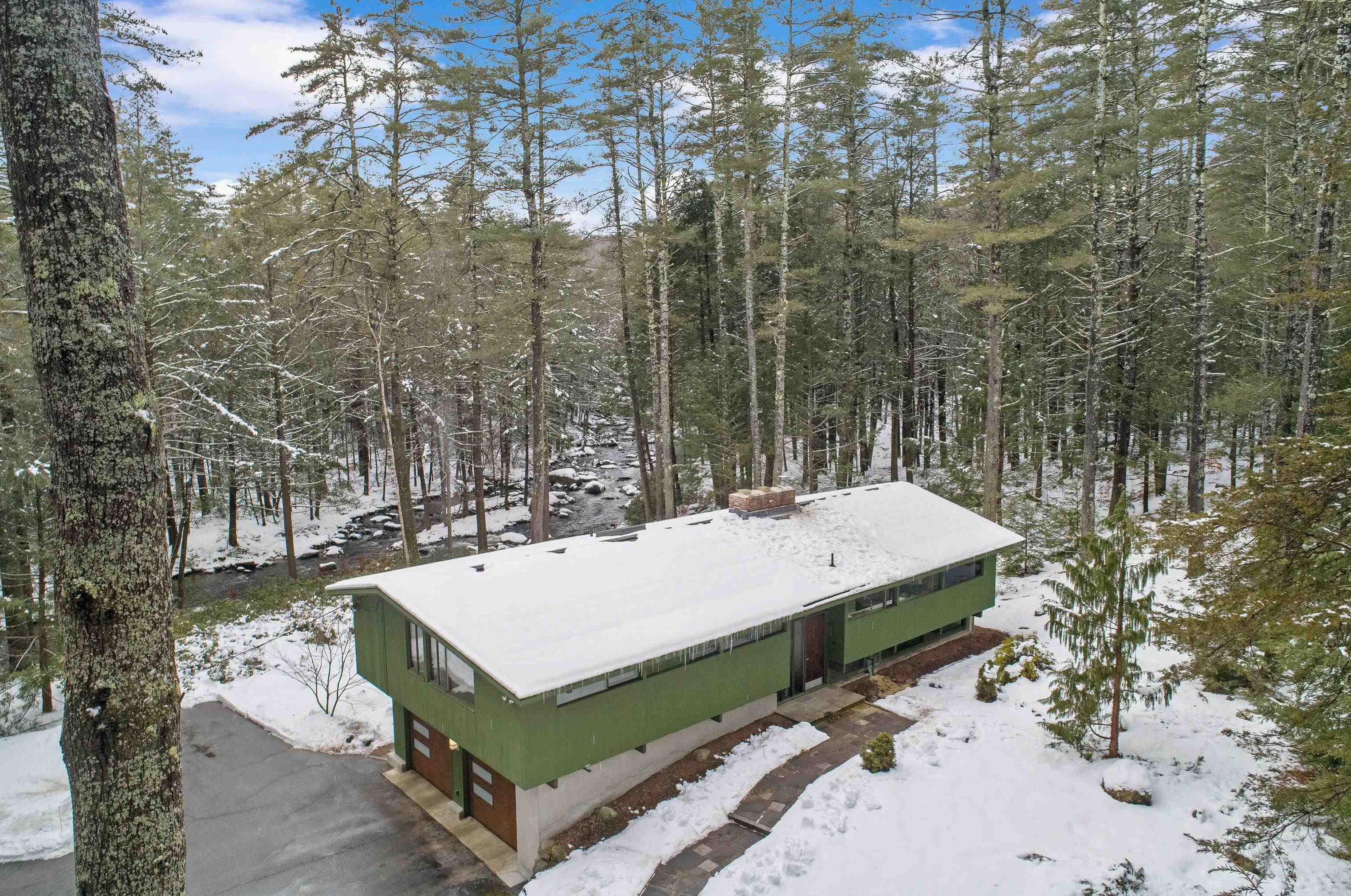 544 Forest Rd, Wilton, NH 03086