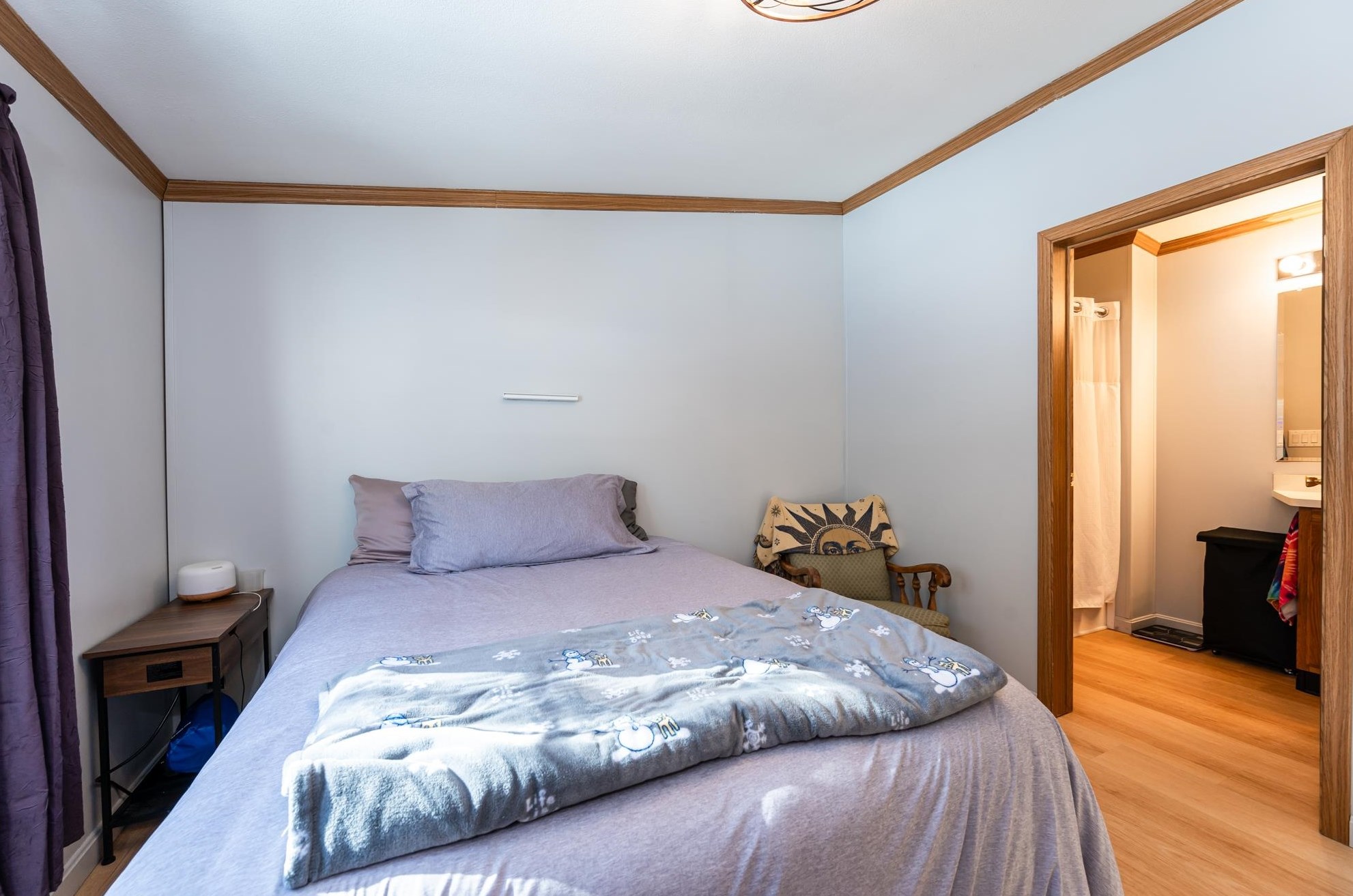 16 Saddle Back Cir, Ellsworth NH  03223-4748 exterior