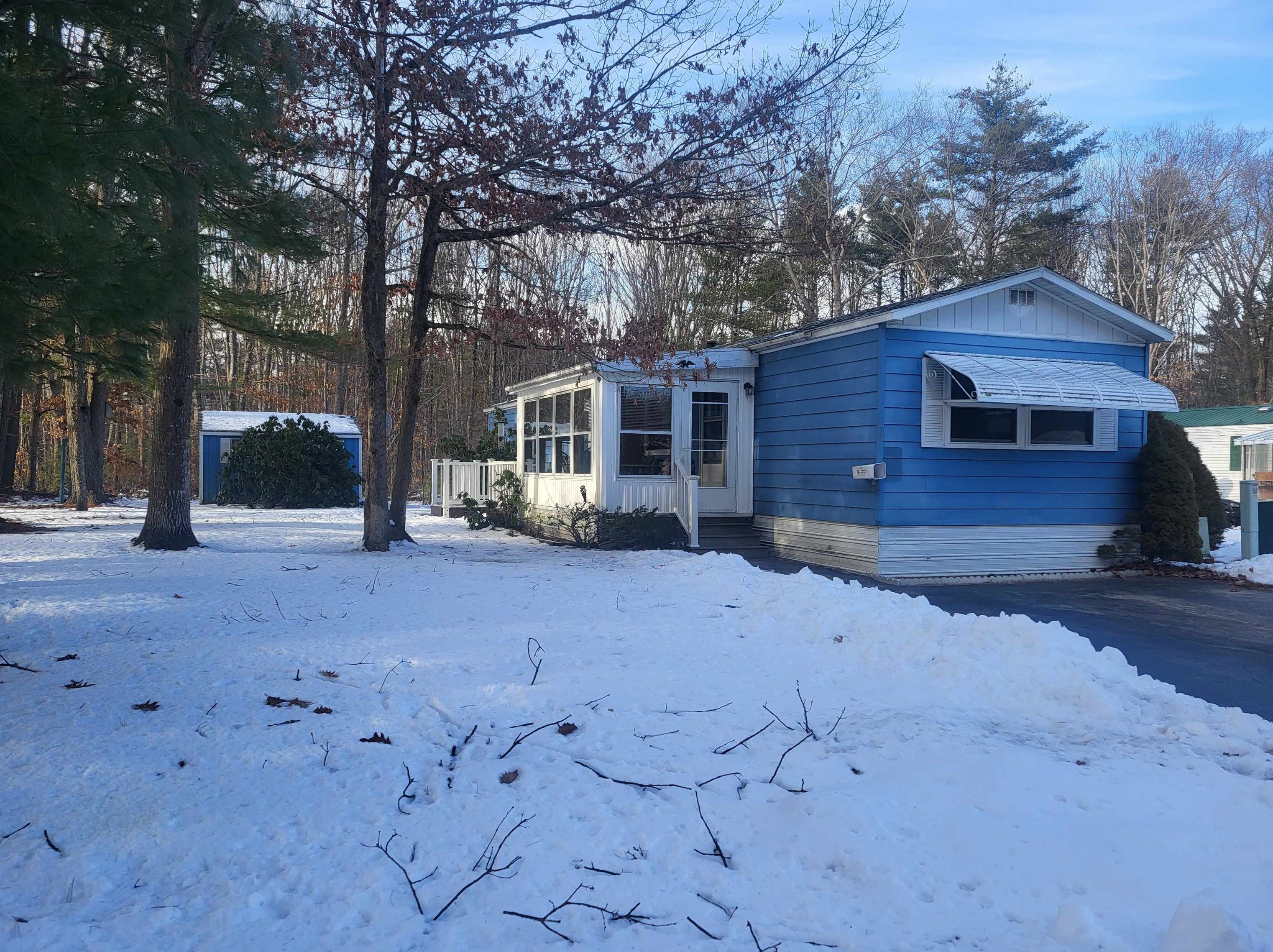 64 Trade Wind Ln, Rochester, NH 03867