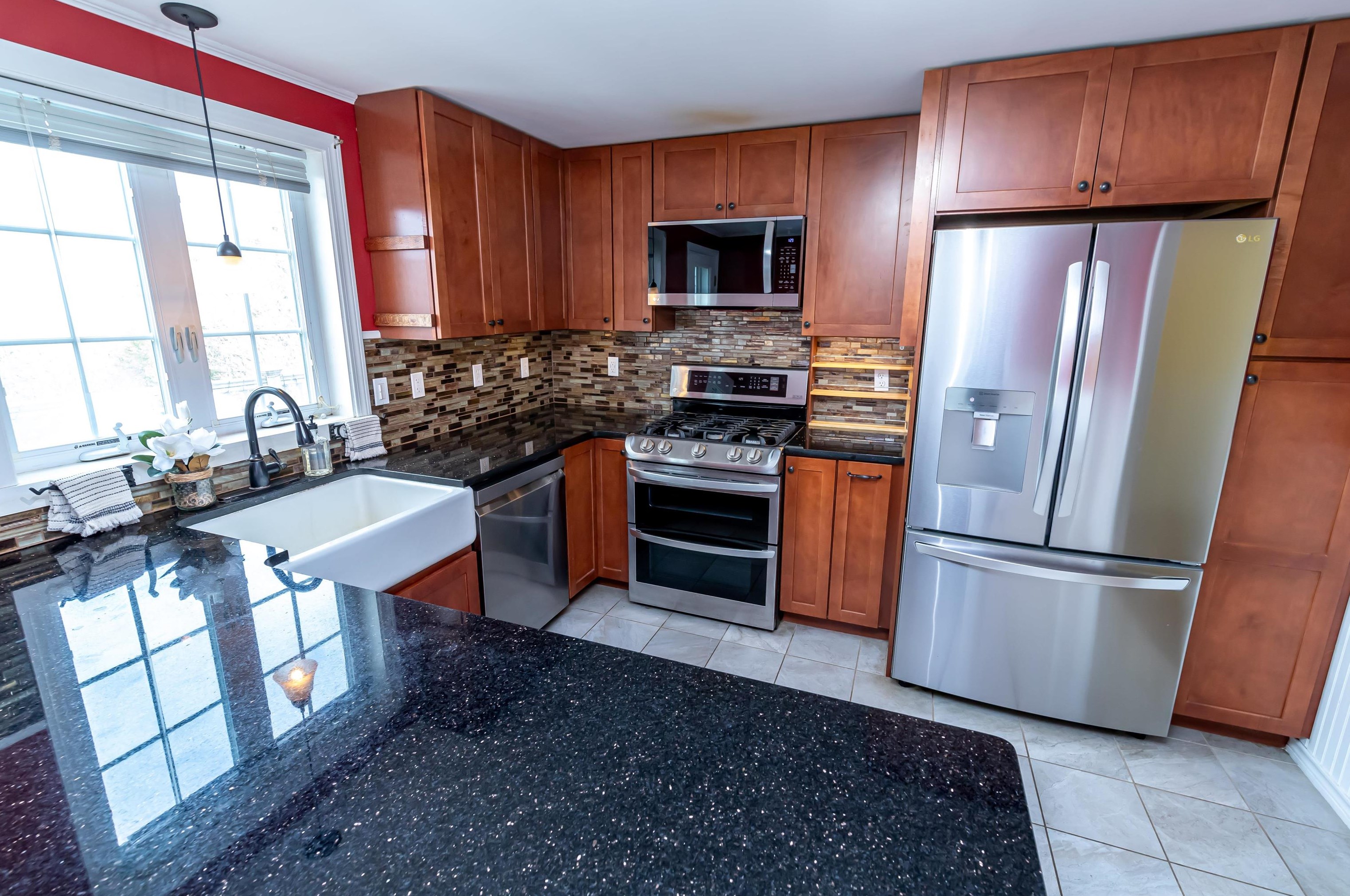 38 Balch Farm Rd, Bennington NH  03442-4202 exterior