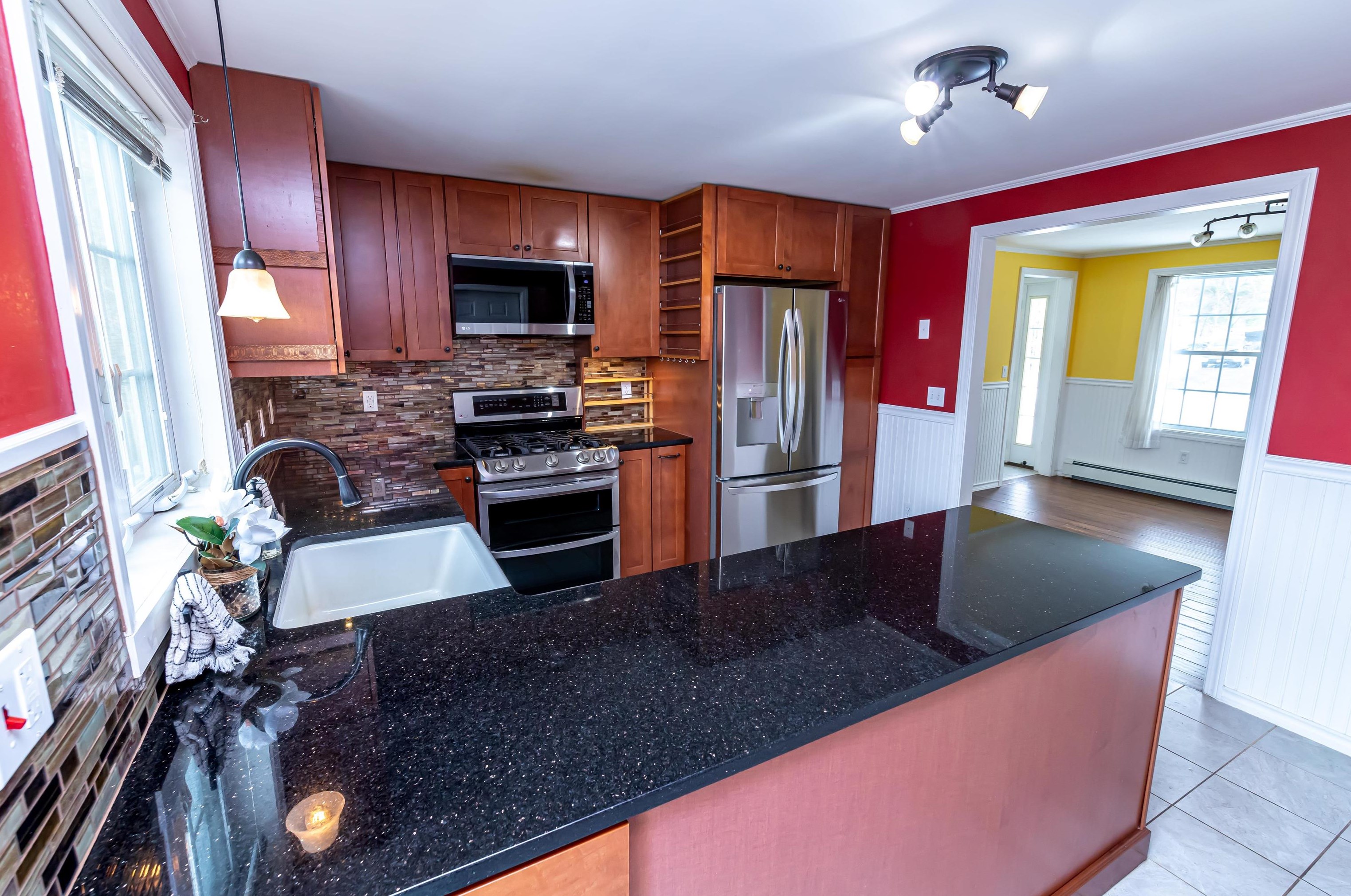 38 Balch Farm Rd, Bennington NH  03442-4202 exterior