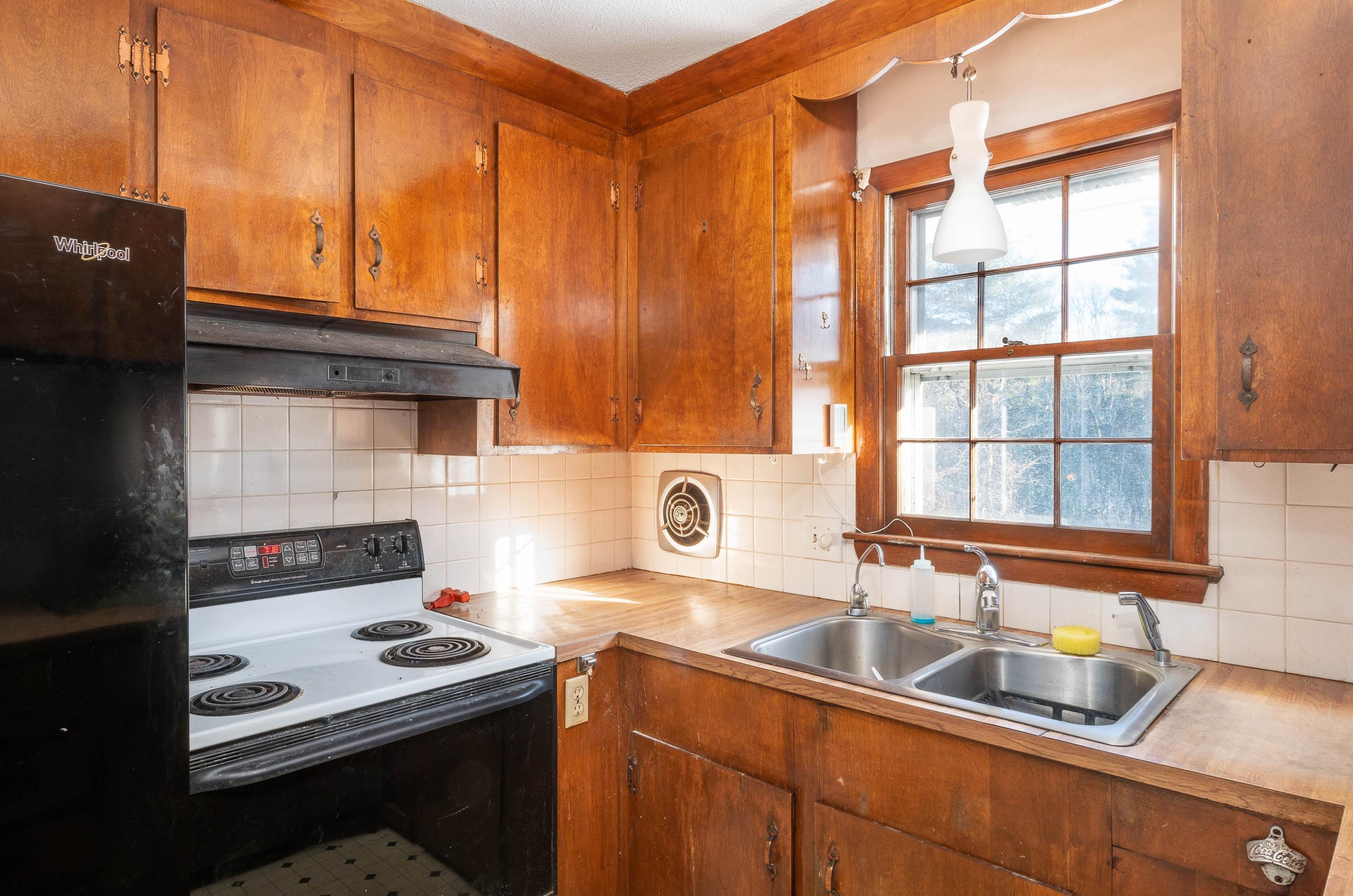 137 River Rd, Manchester NH 03106-1321 exterior