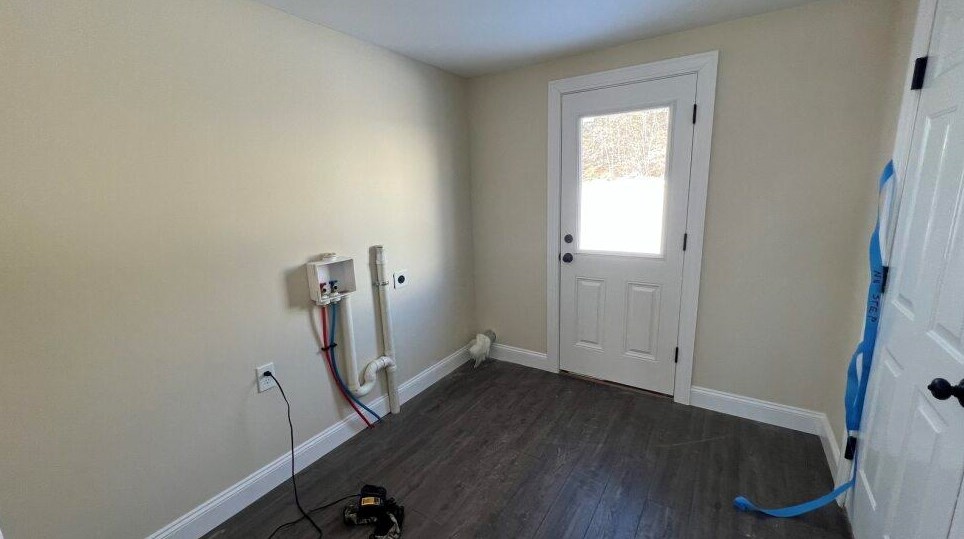 3 Glenwood Ave, Dover NH  03820-2307 exterior