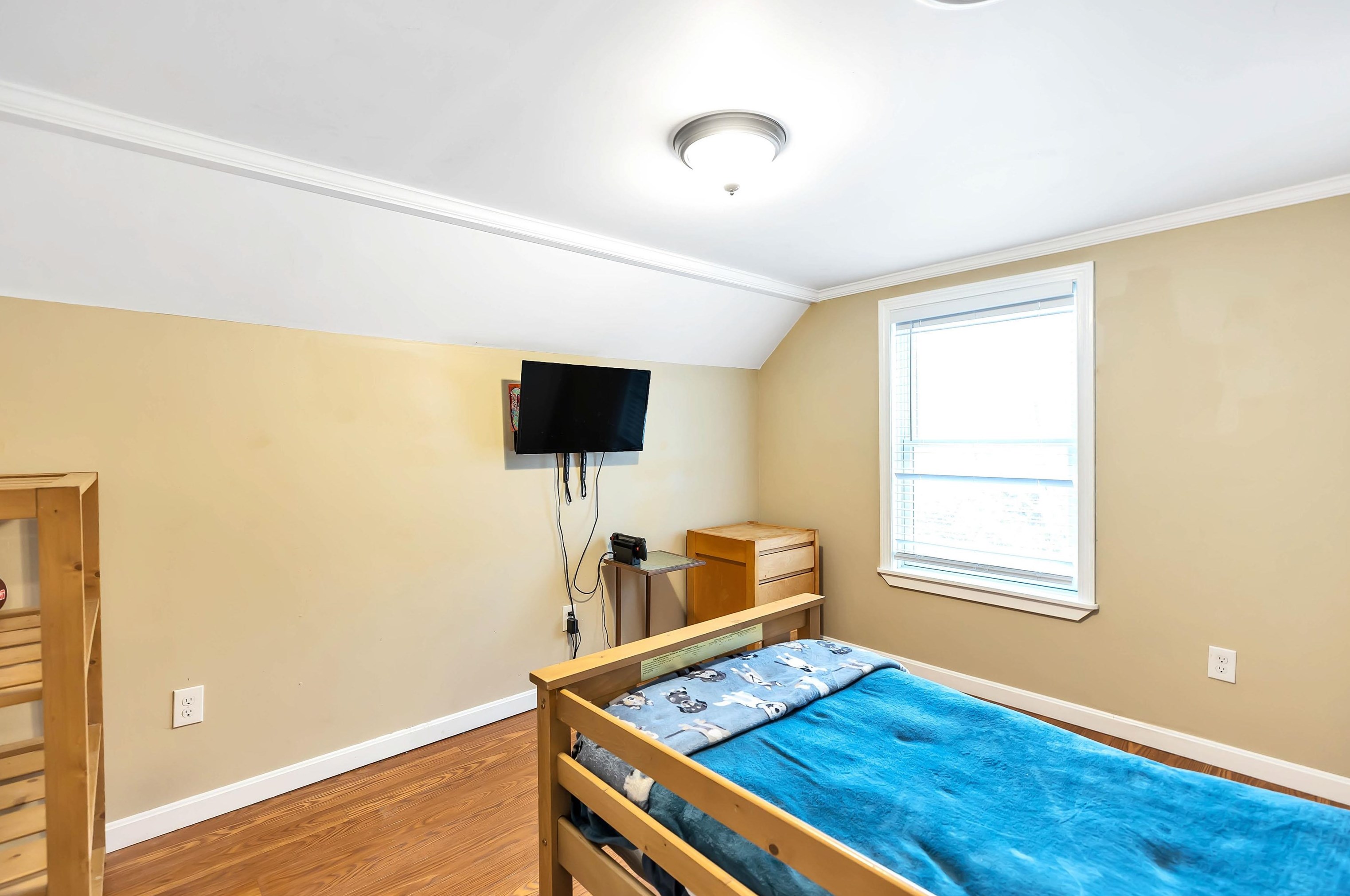 83 Wood St, Keene NH  03431-3504 exterior