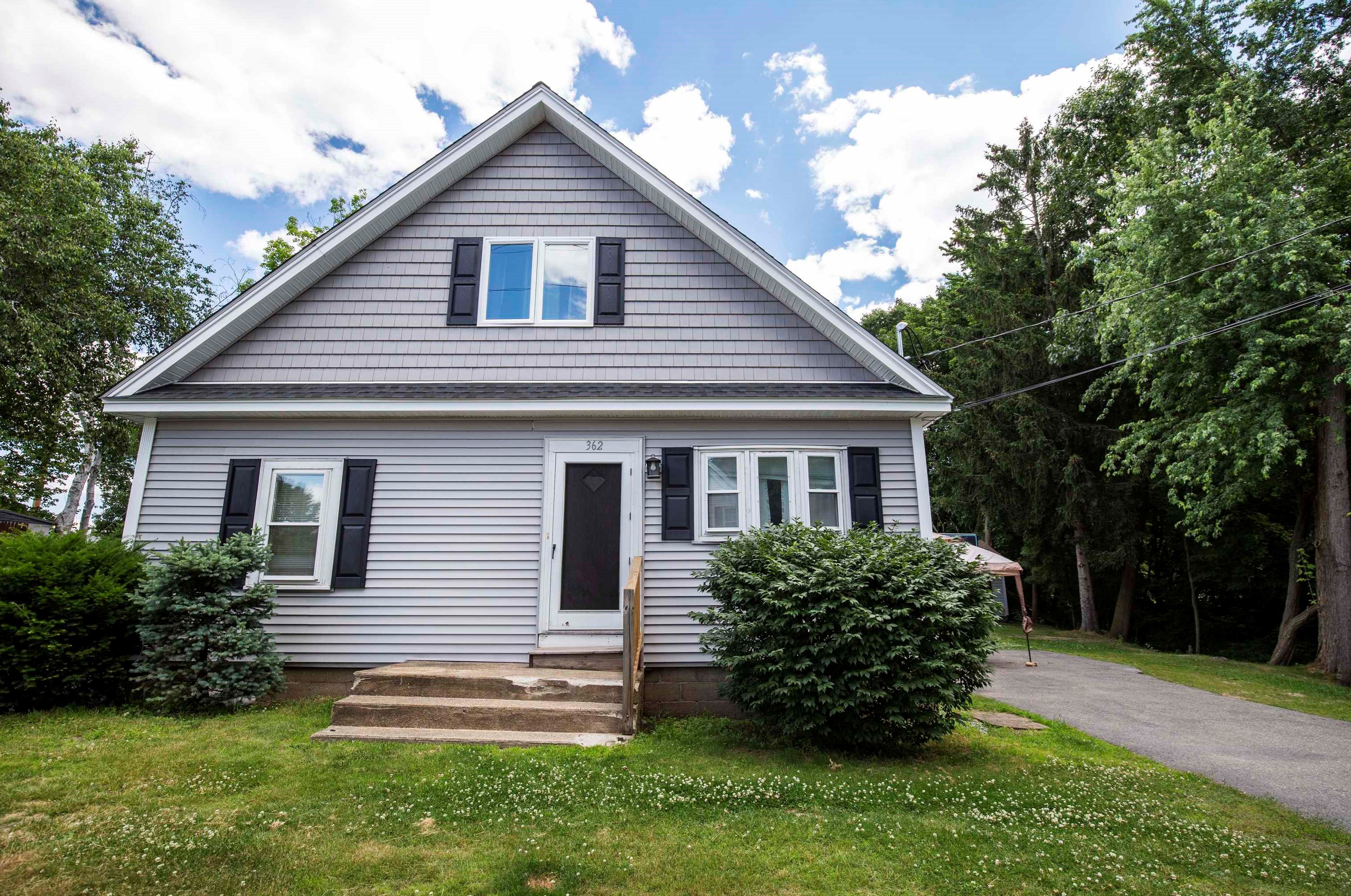 362 S Beech St #a, Manchester, NH 03103