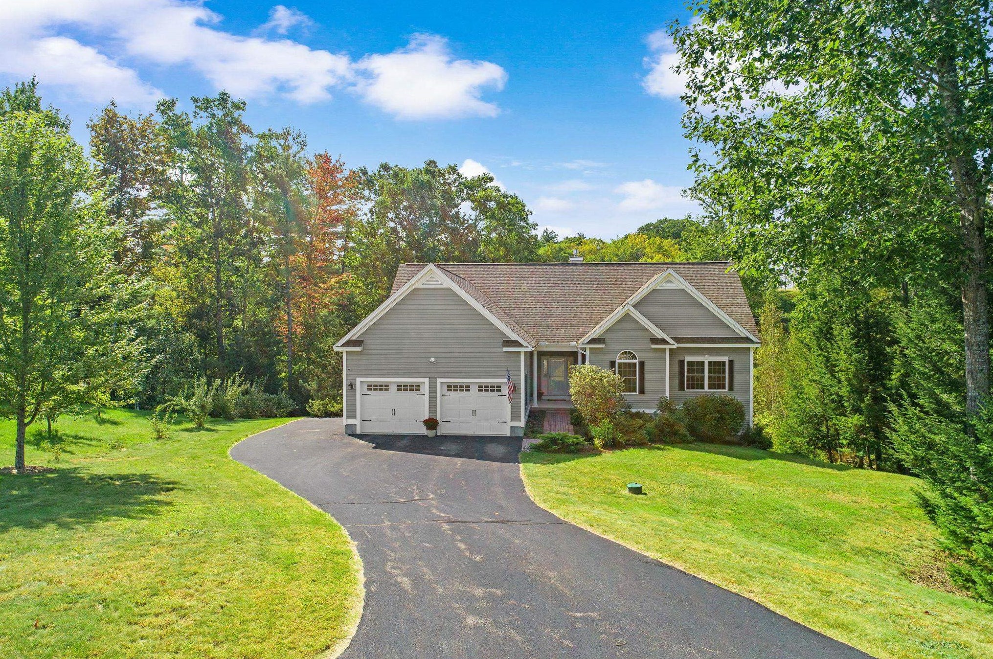 21 Swan Cir, Concord, NH 03301