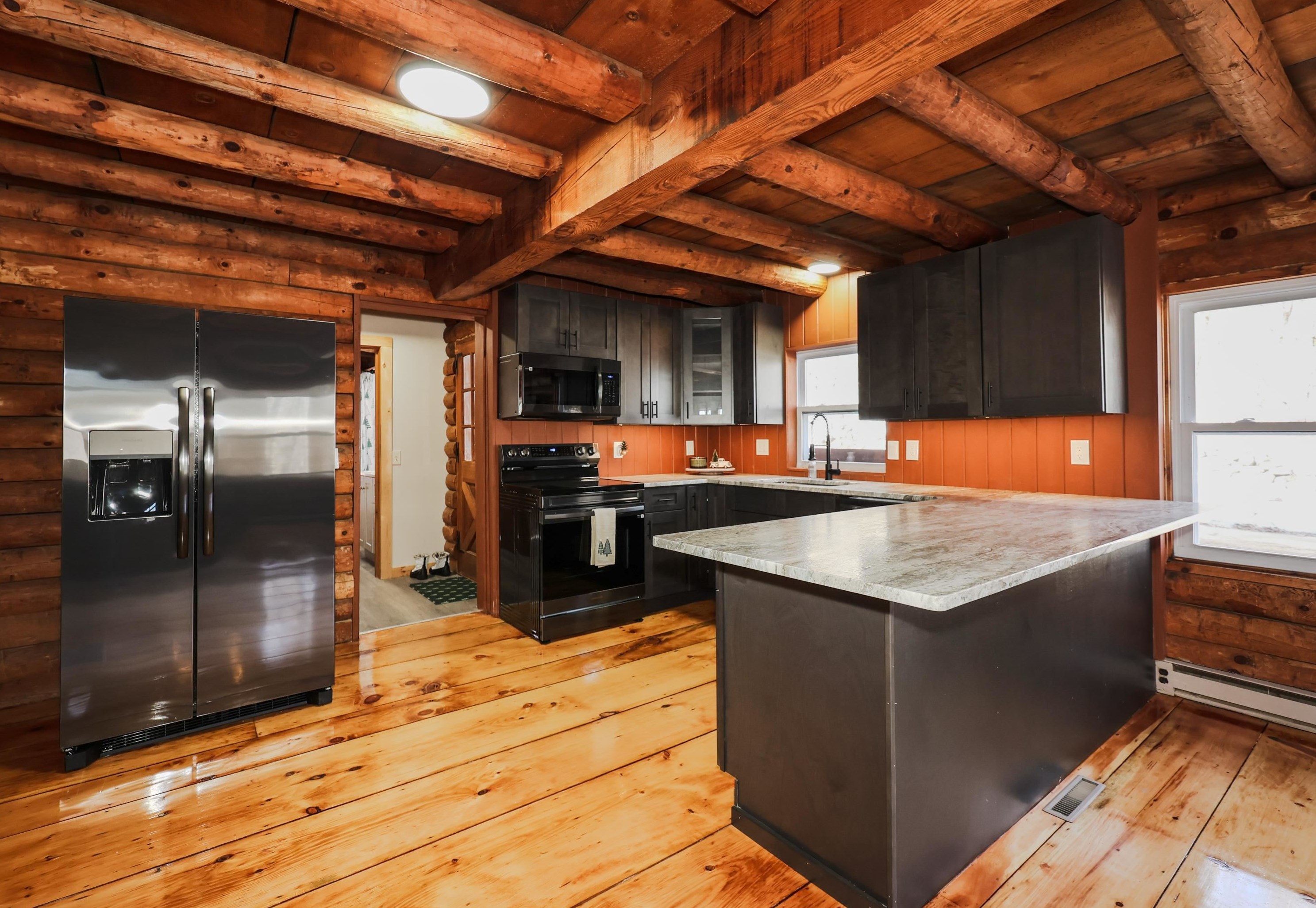 475 Payson Rd, Tilton, NH 03276