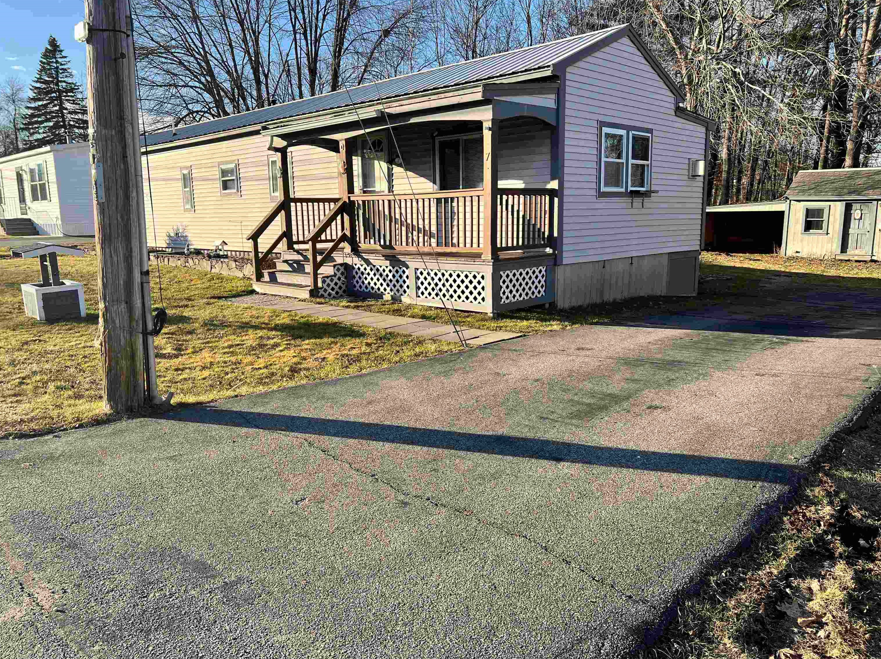 7 A St, Seabrook, NH 03874