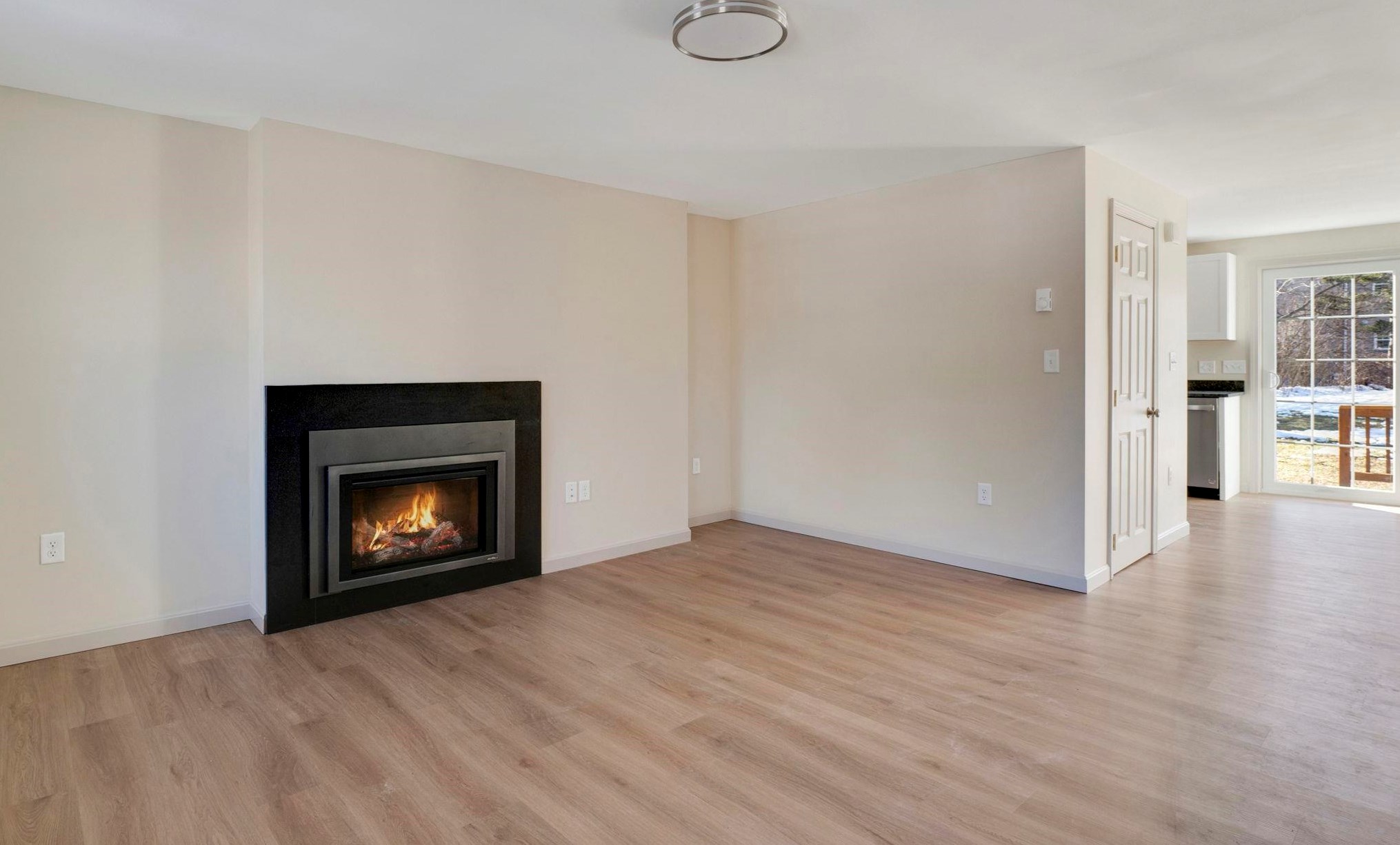 66 Fieldstone Dr #66, Londonderry, NH 03053