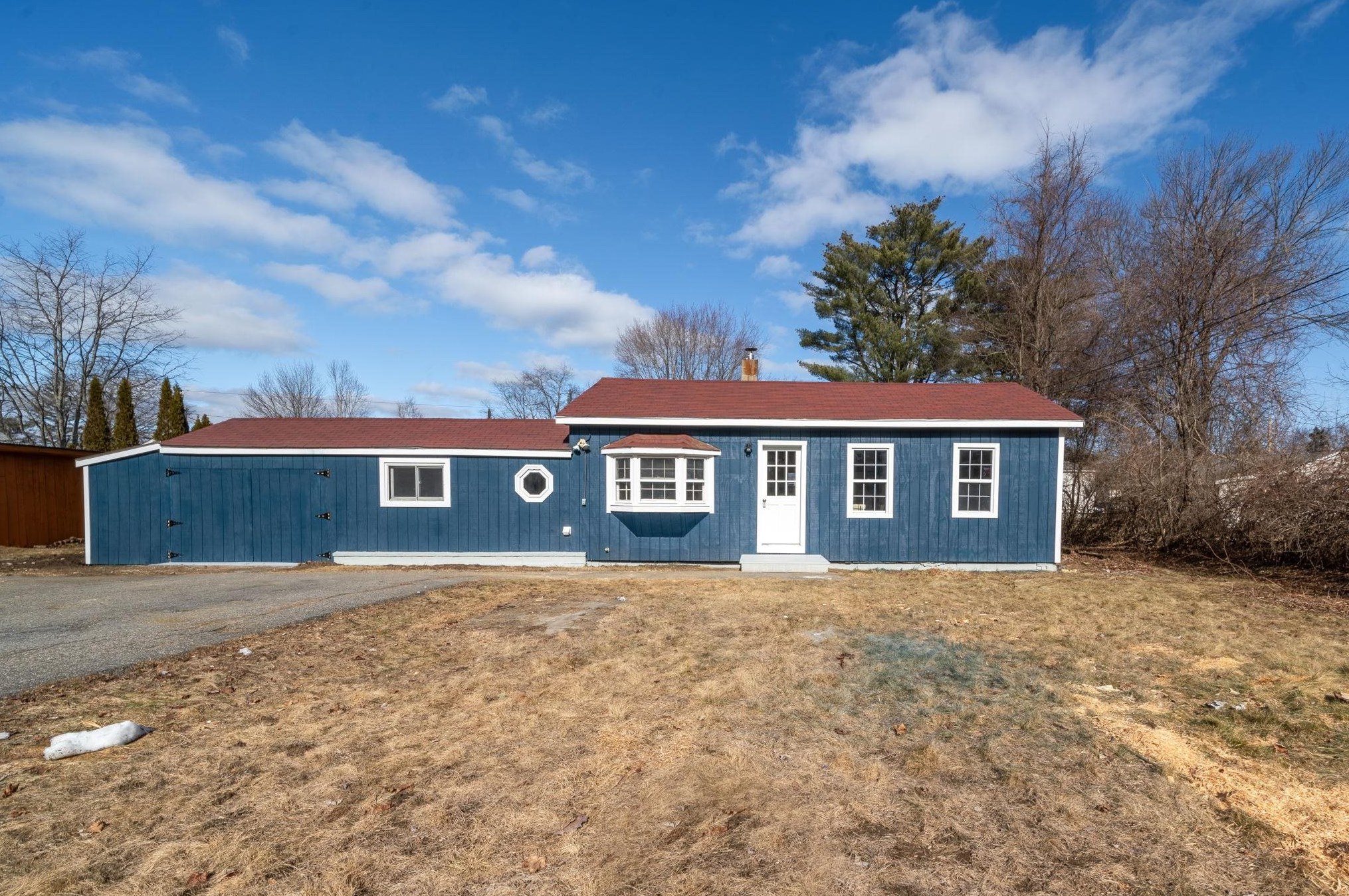 25 Wetmore St, Keene NH  03431-3911 exterior
