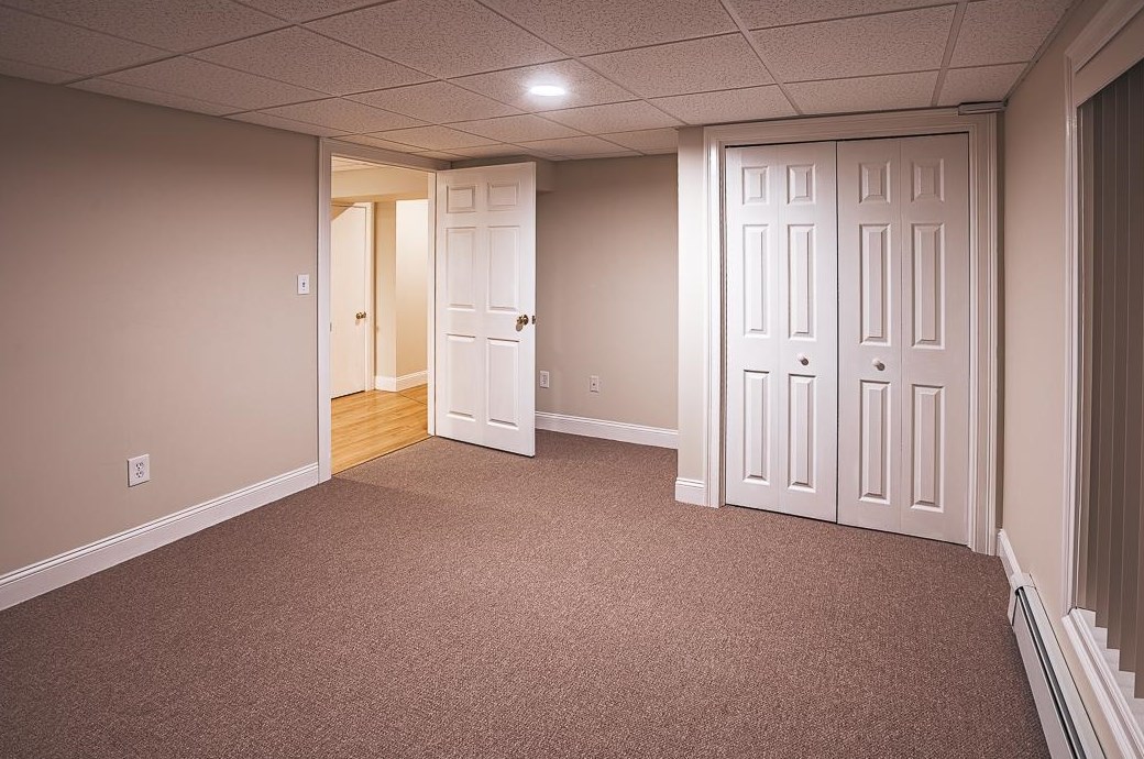 257 Elm St, Concord NH  03303-3321 exterior