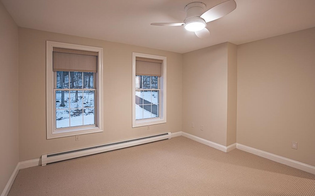 257 Elm St, Concord NH  03303-3321 exterior