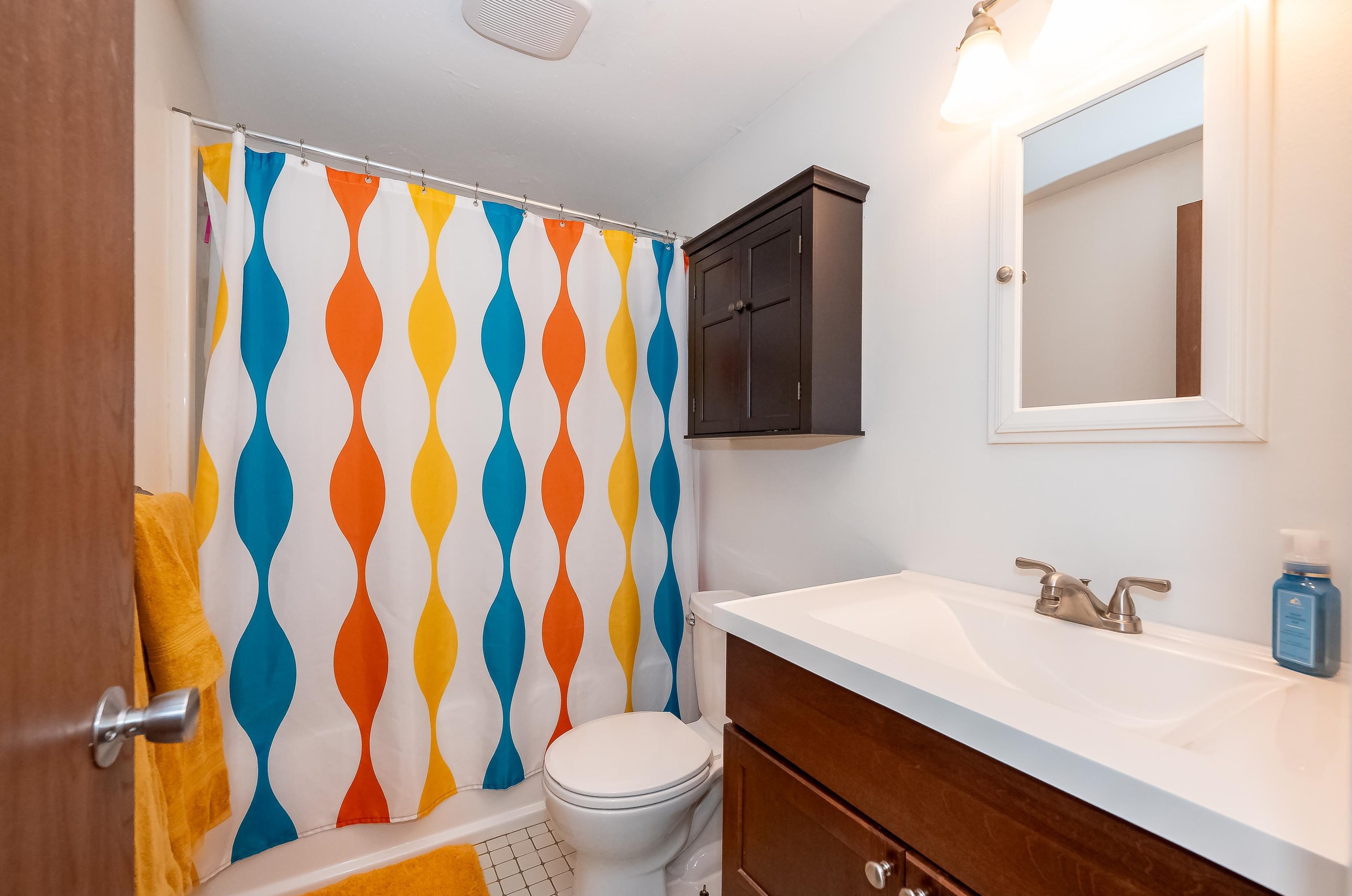 7 Kingston Ct, Merrimack NH  03054-3428 exterior