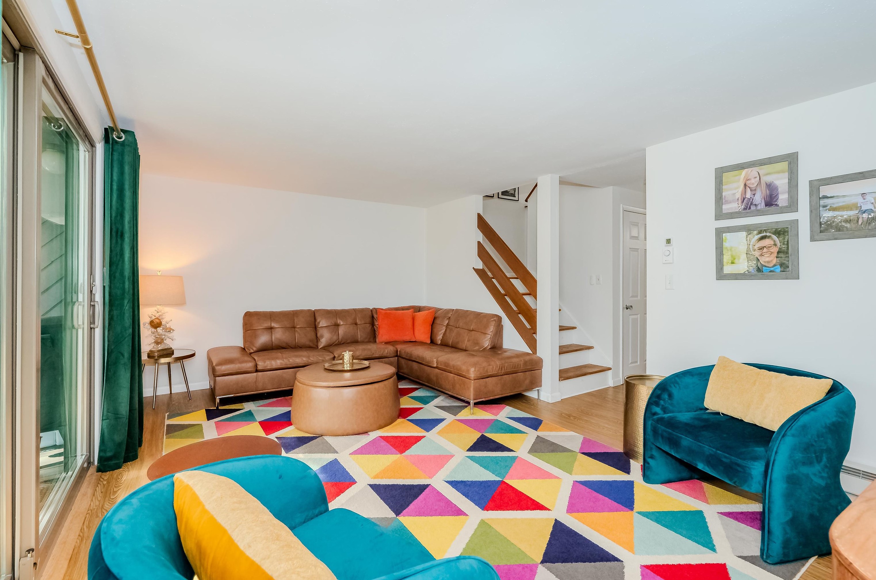 7 Kingston Ct, Merrimack NH  03054-3428 exterior