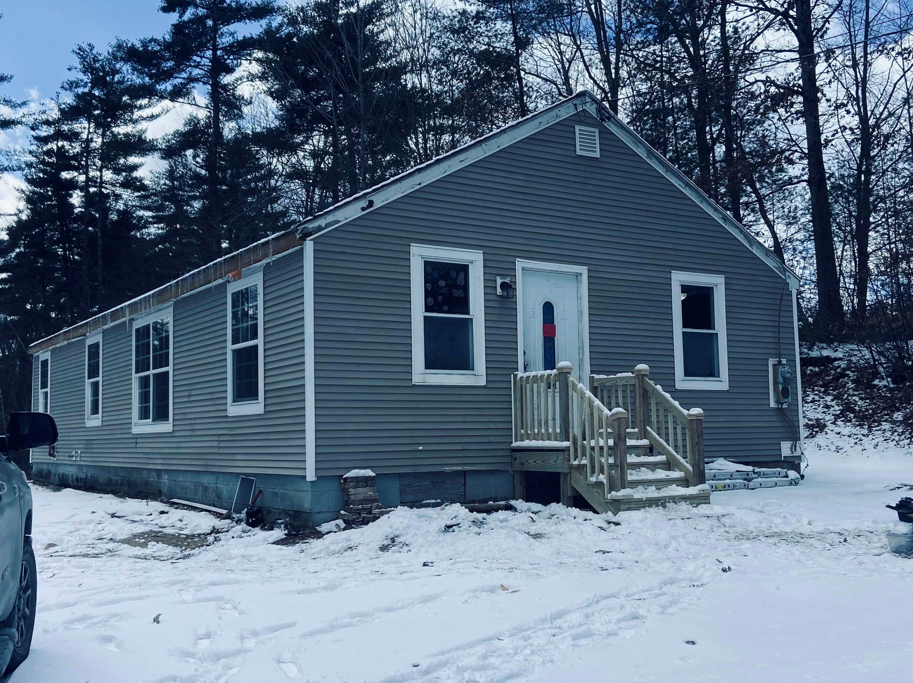 259 Richmond Rd, Winchester, NH 03470