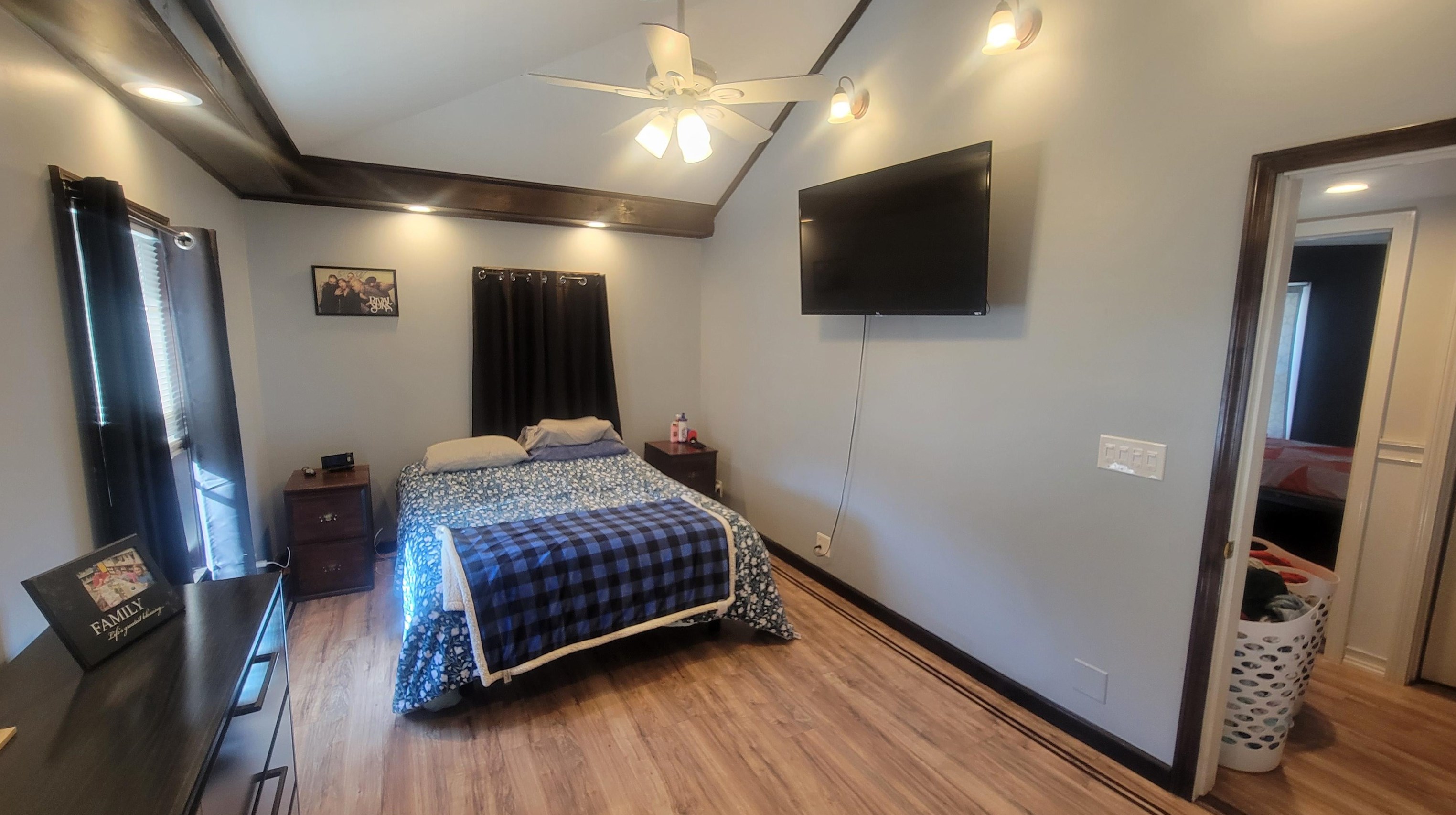 37 Forest St, Unity NH  03743-2411 exterior