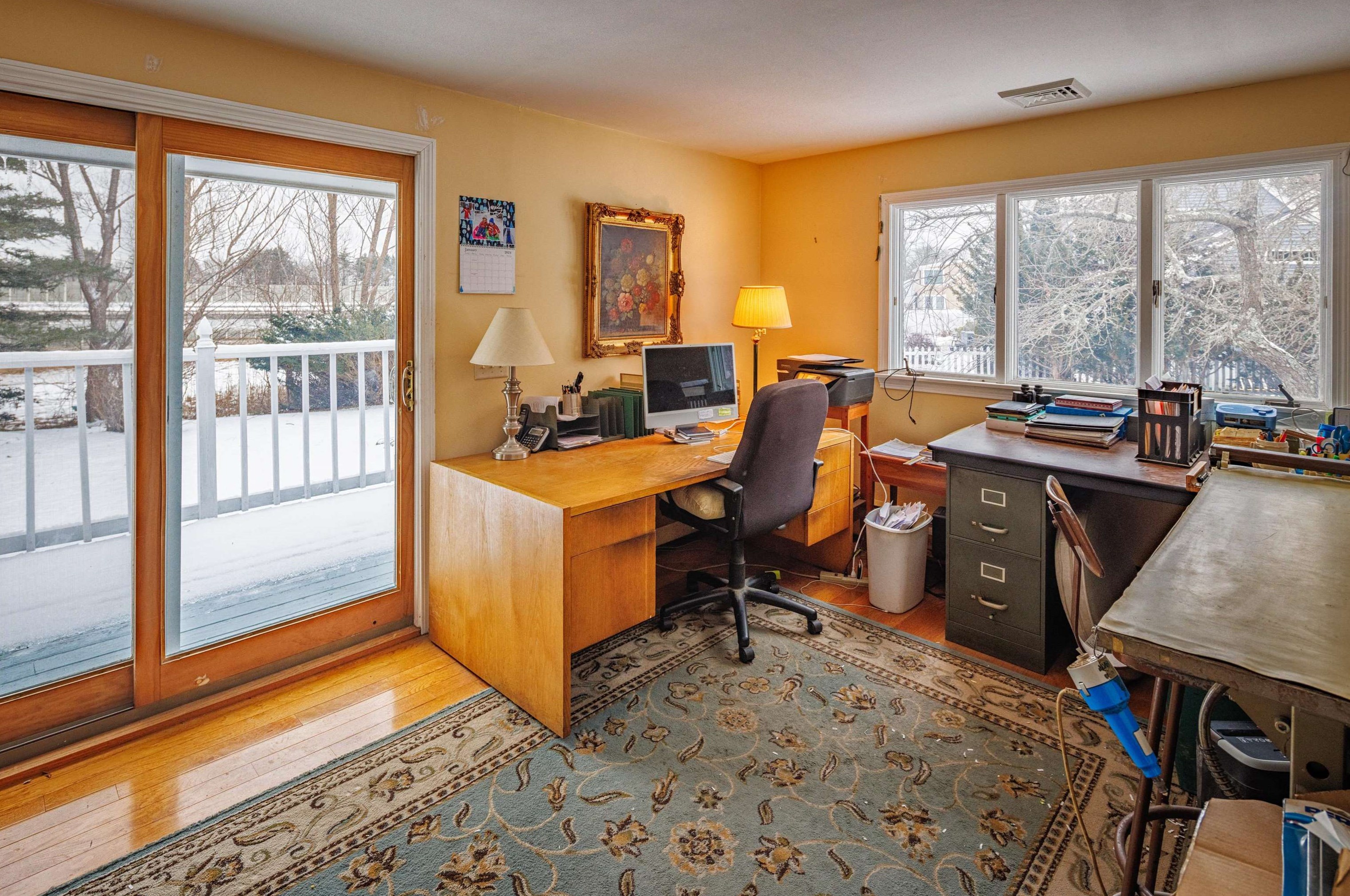 15 Cote Dr, Dover NH  03820-4644 exterior