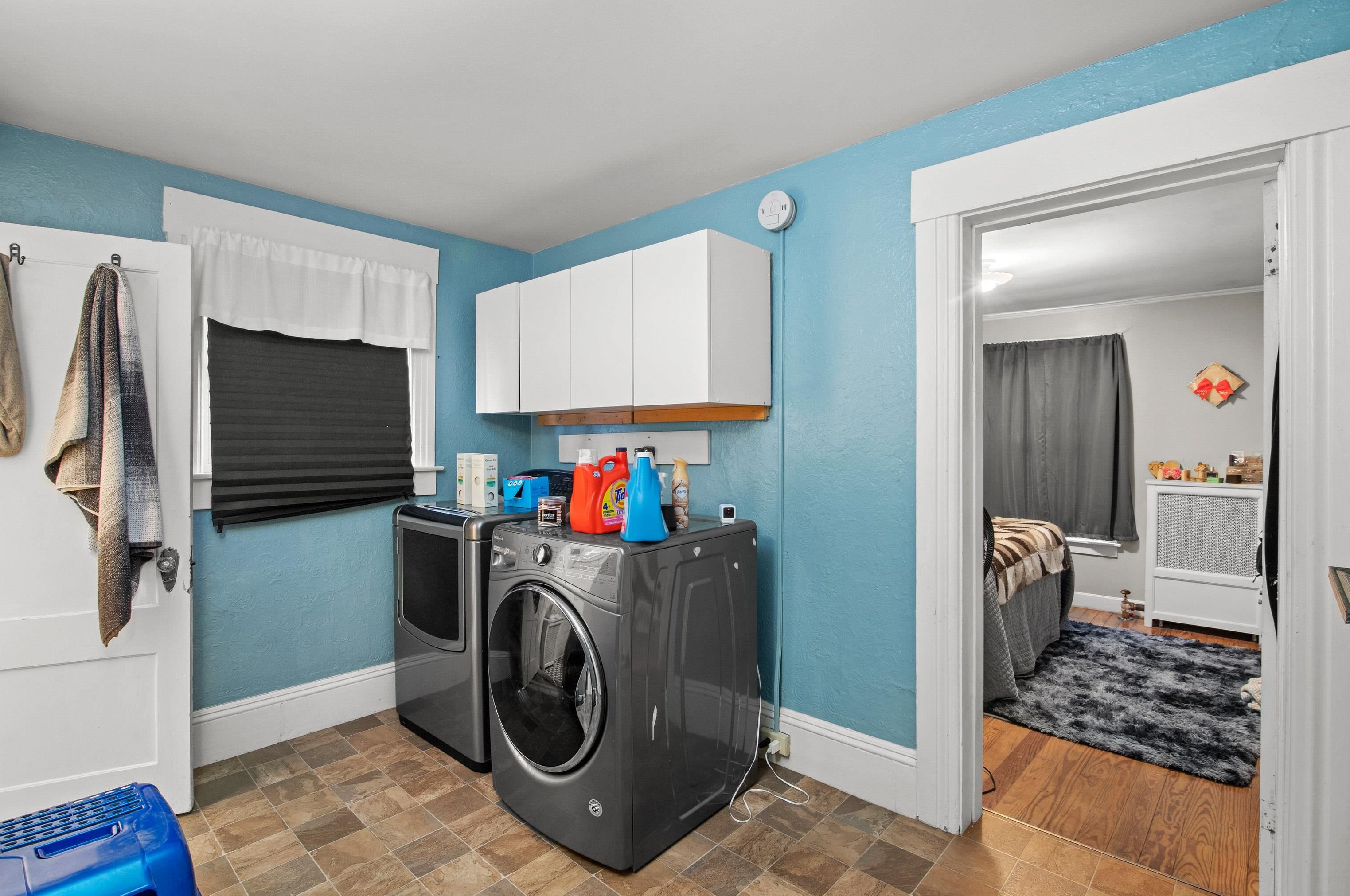 1364 Candia Rd, Manchester NH 03109-5703 exterior