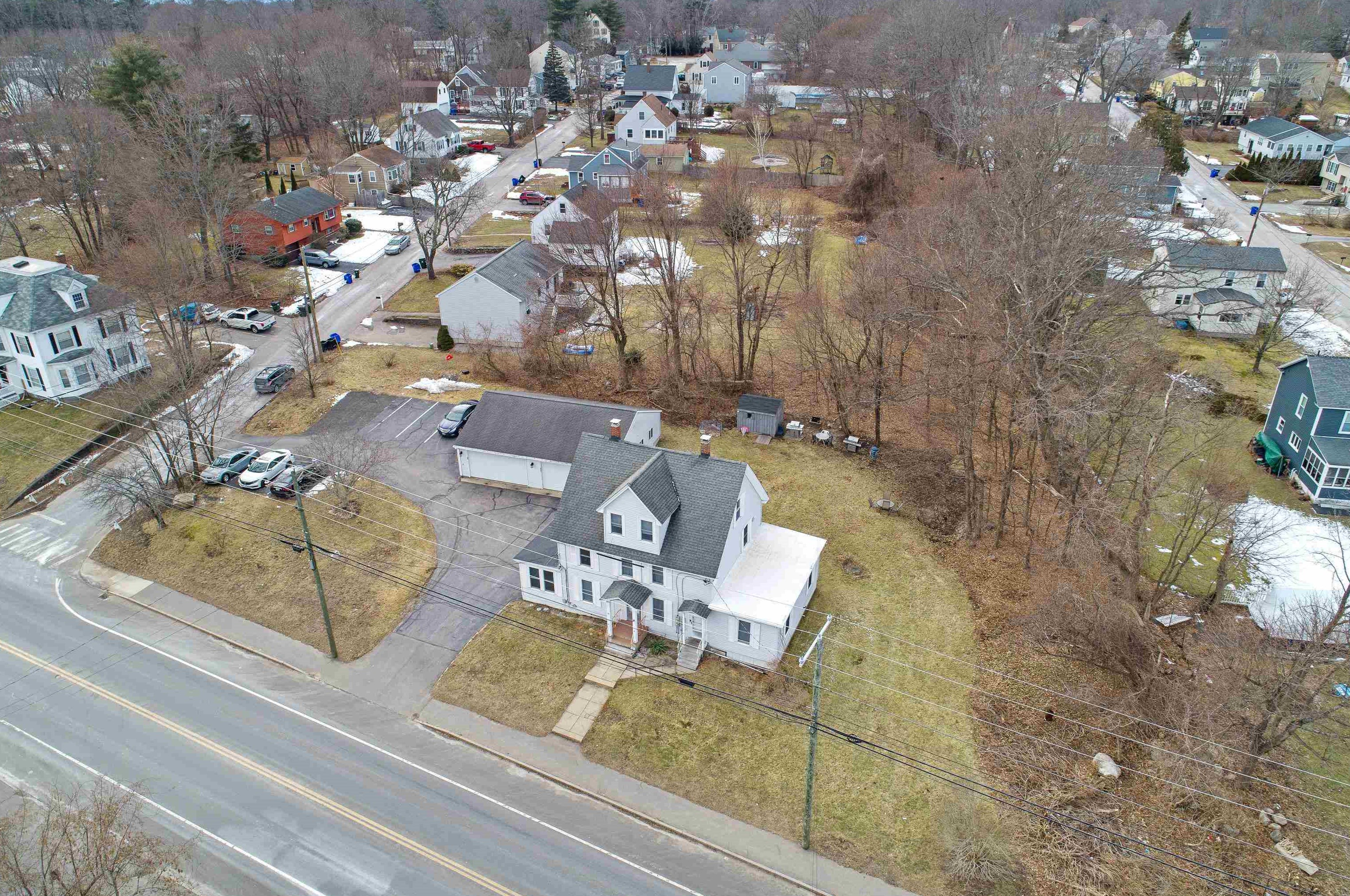 1364 Candia Rd, Manchester NH 03109-5703 exterior