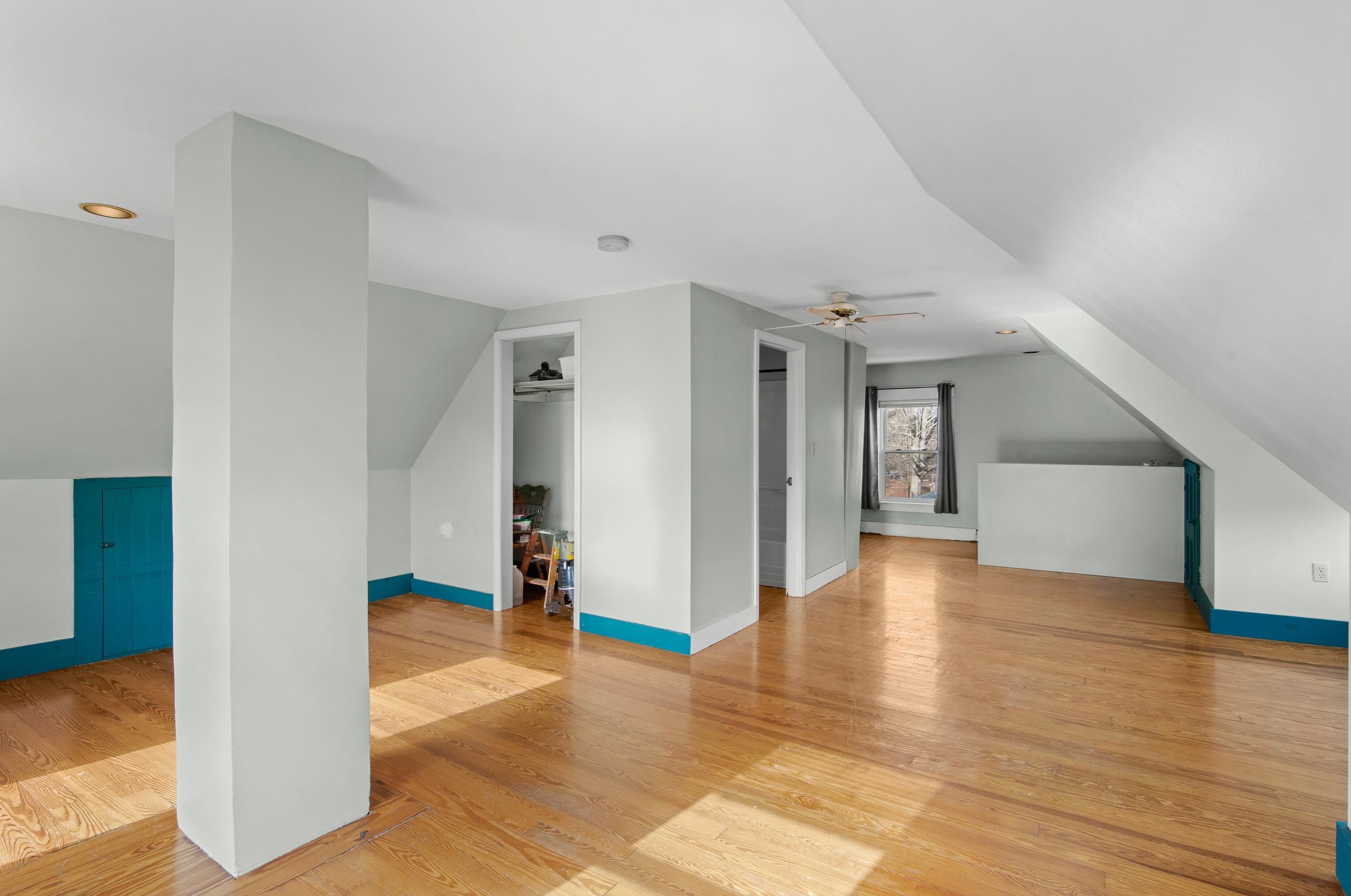 1364 Candia Rd, Manchester NH 03109-5703 exterior