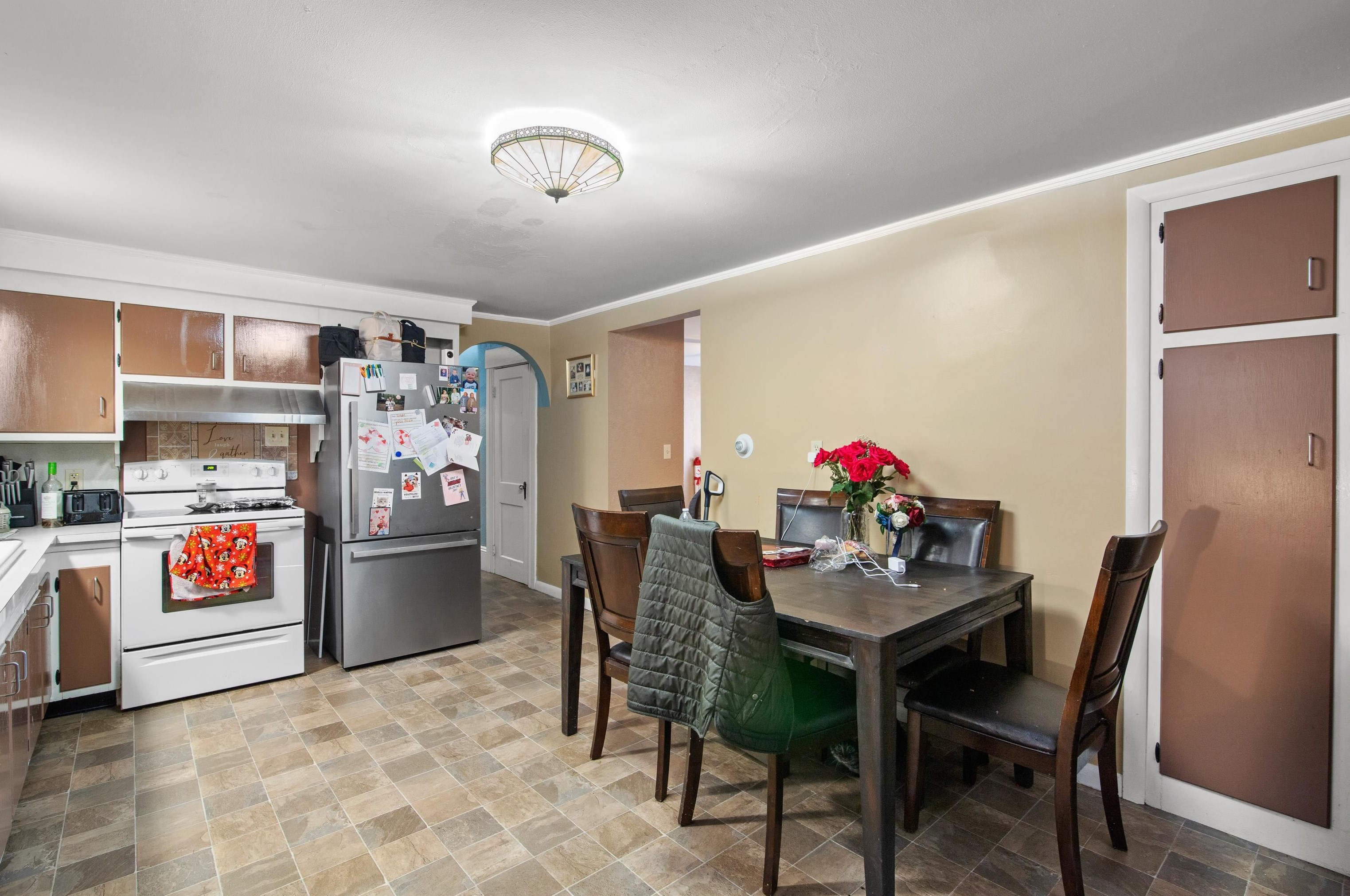 1364 Candia Rd, Manchester NH 03109-5703 exterior