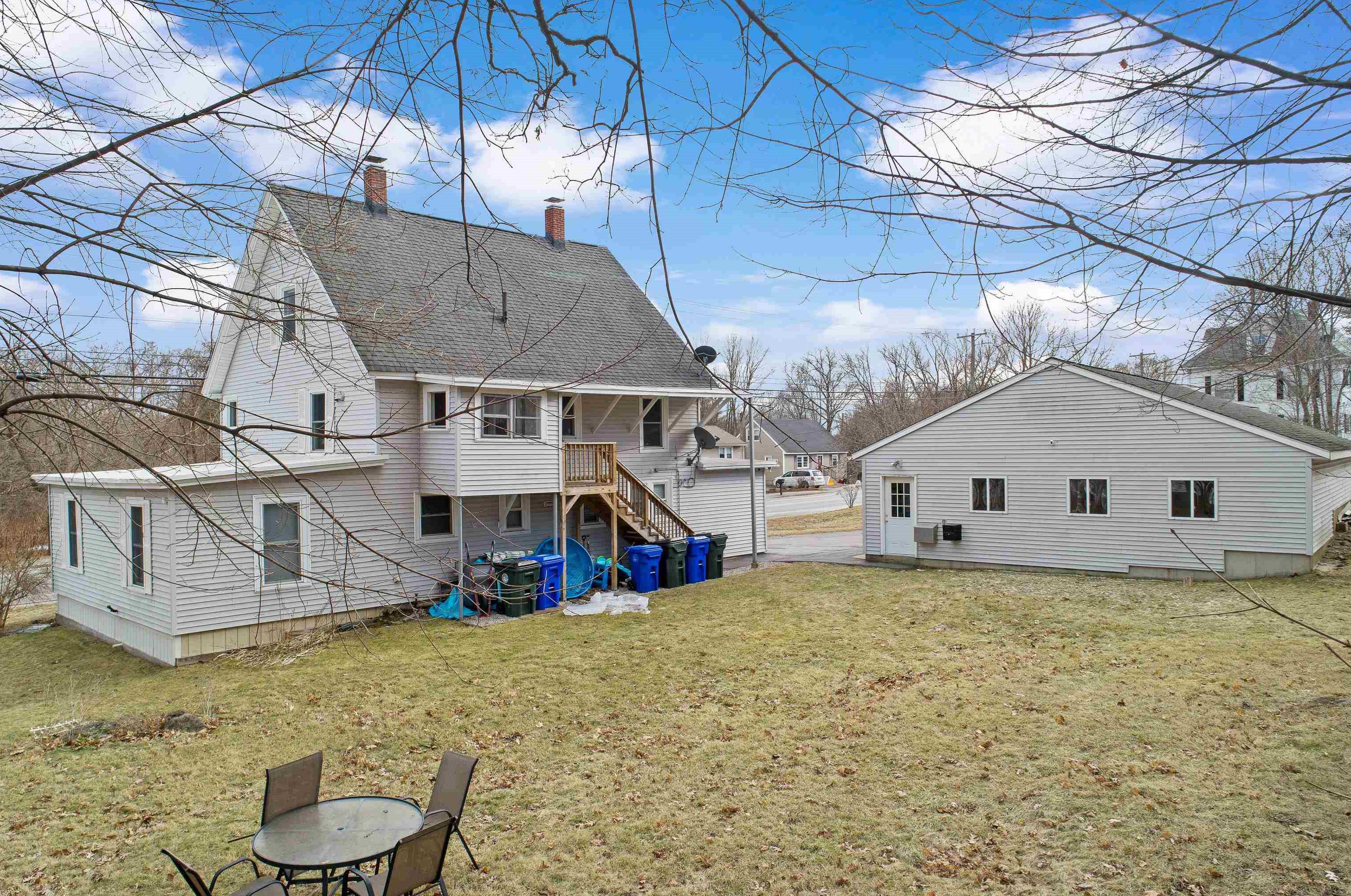 1364 Candia Rd, Manchester NH 03109-5703 exterior