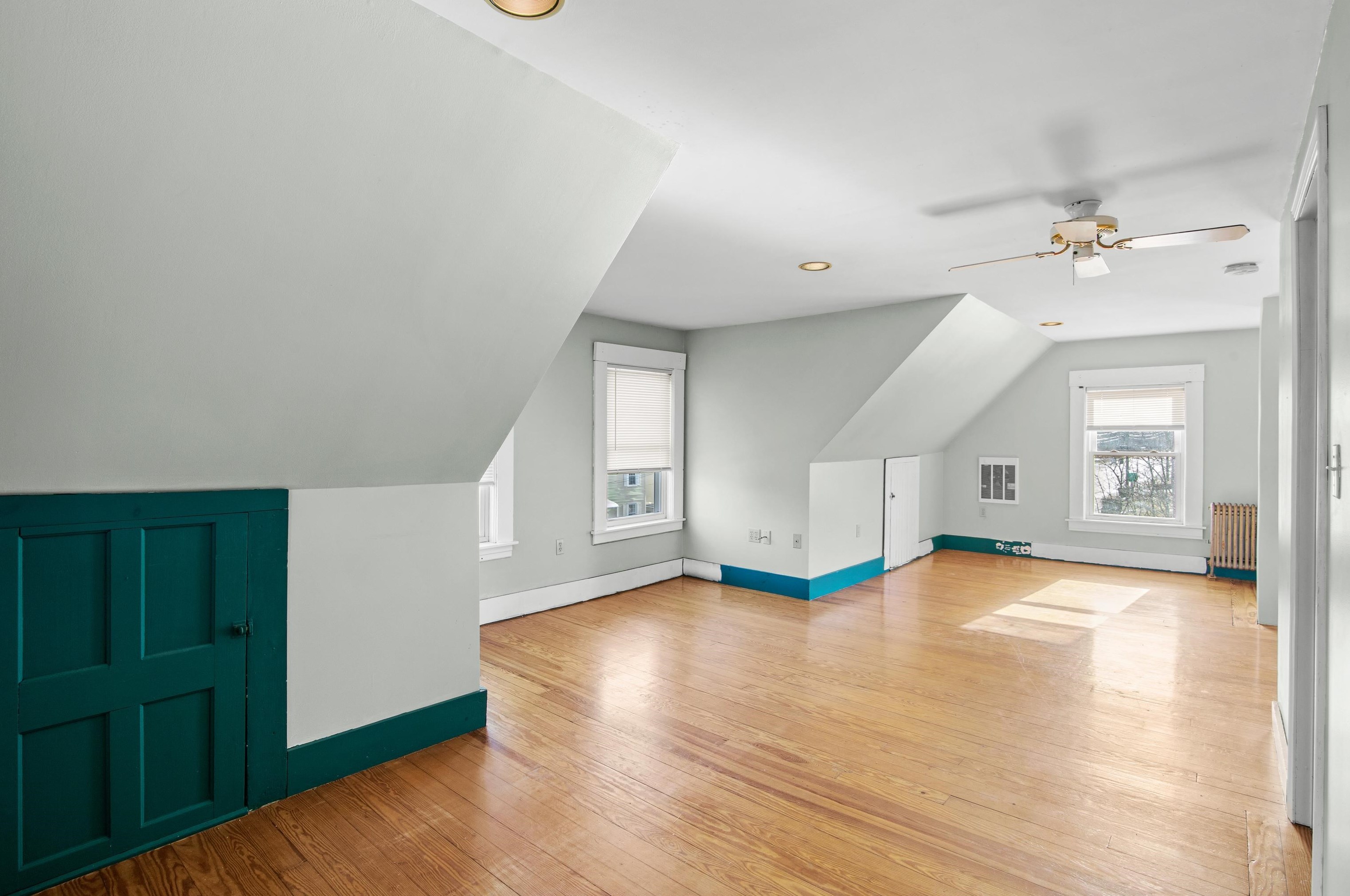 1364 Candia Rd, Manchester NH 03109-5703 exterior