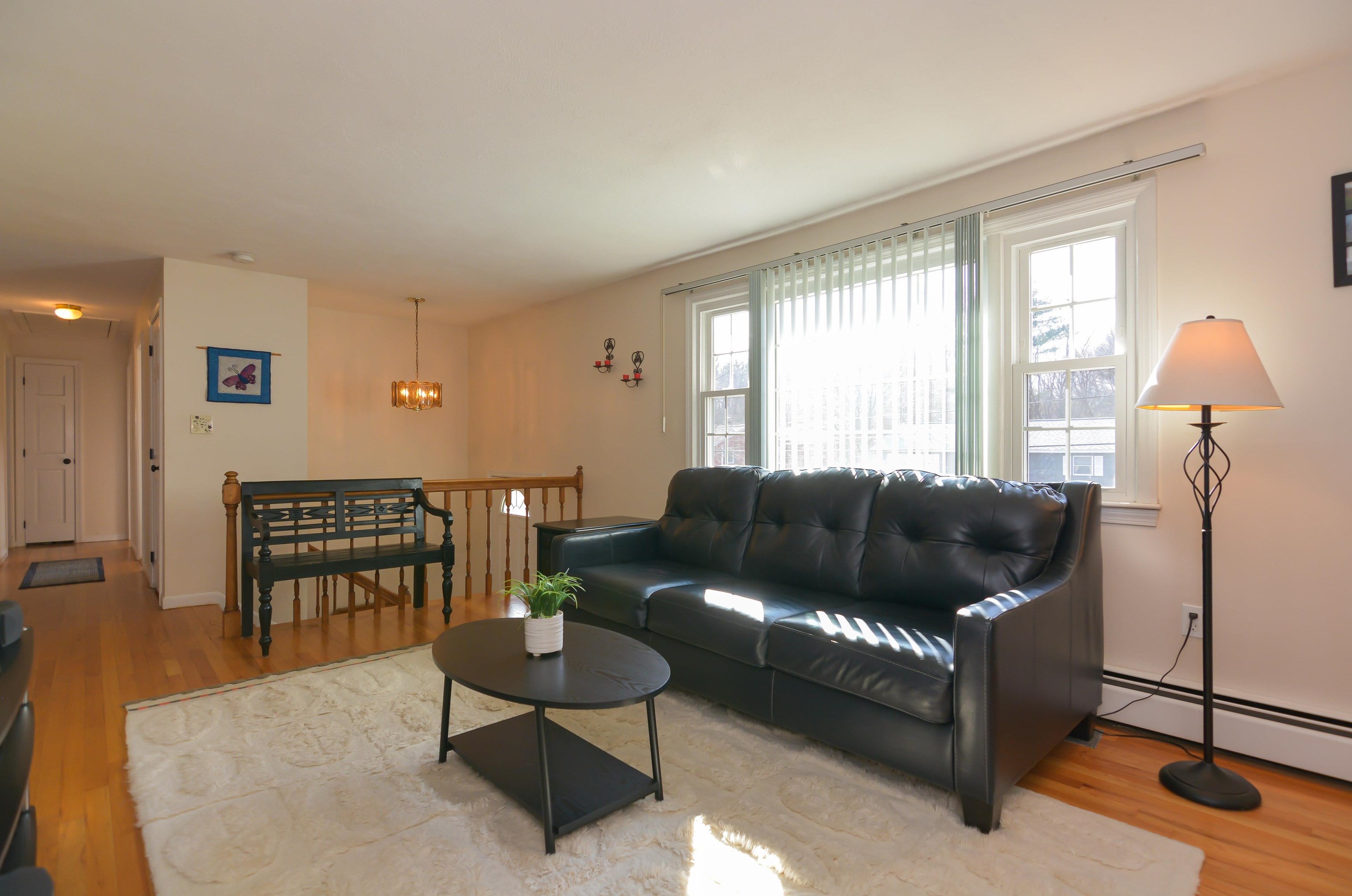 24 Woodbury St, Salem NH  03079-3211 exterior