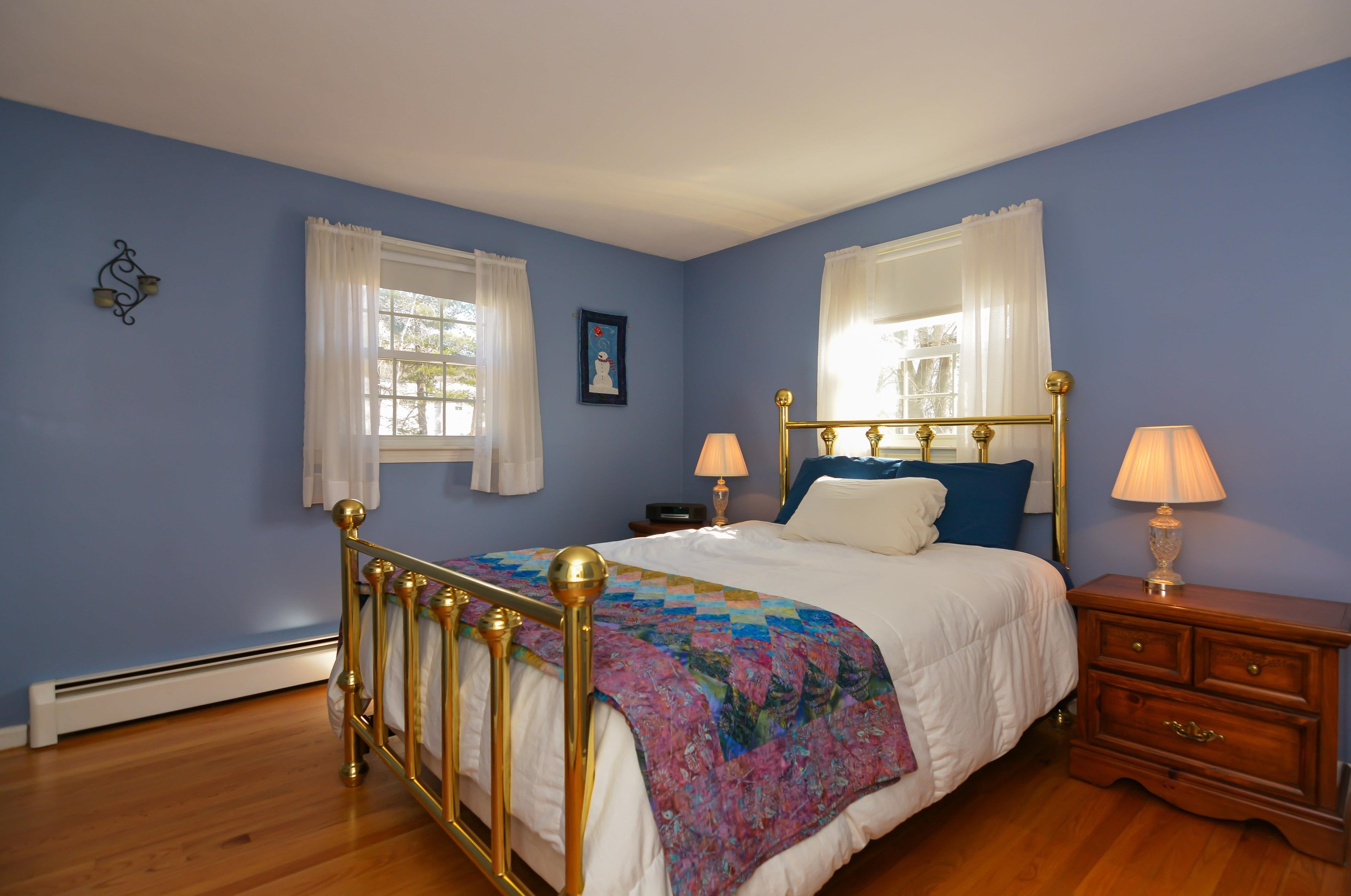 24 Woodbury St, Salem NH  03079-3211 exterior