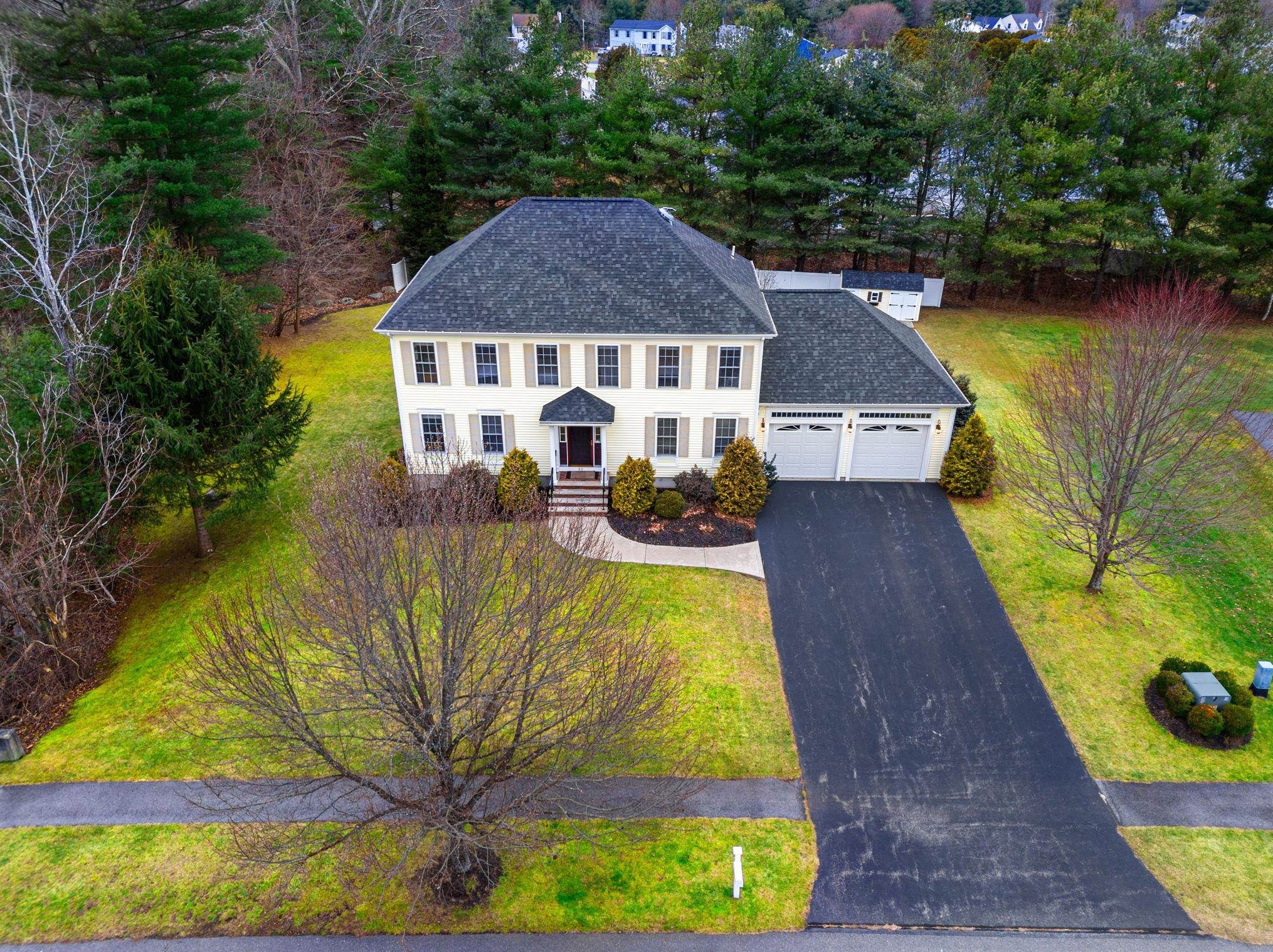 25 Flintlock Rd, Salem, NH 03079-3266