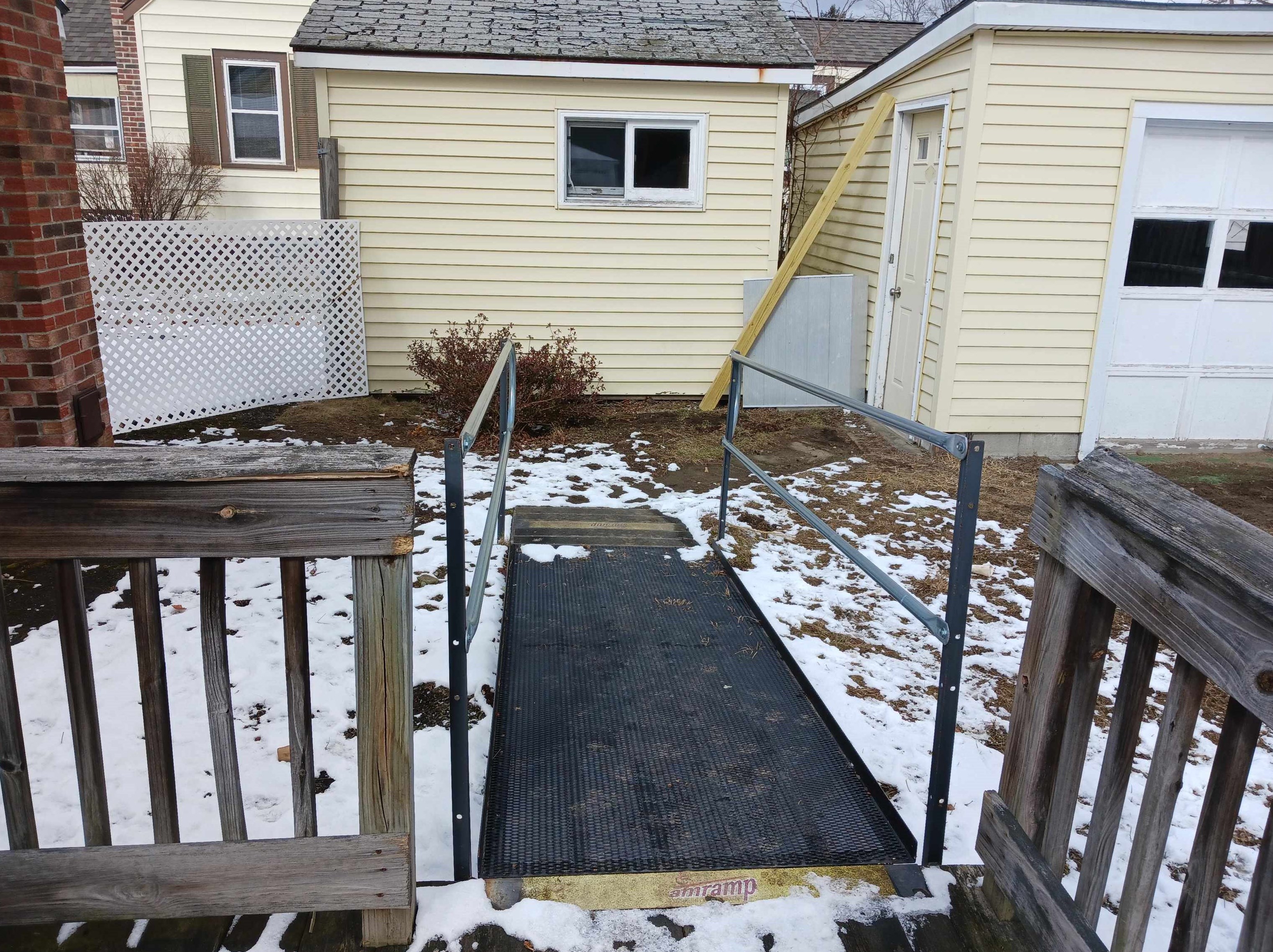 171 Maple Ave, Unity NH  03743-2941 exterior